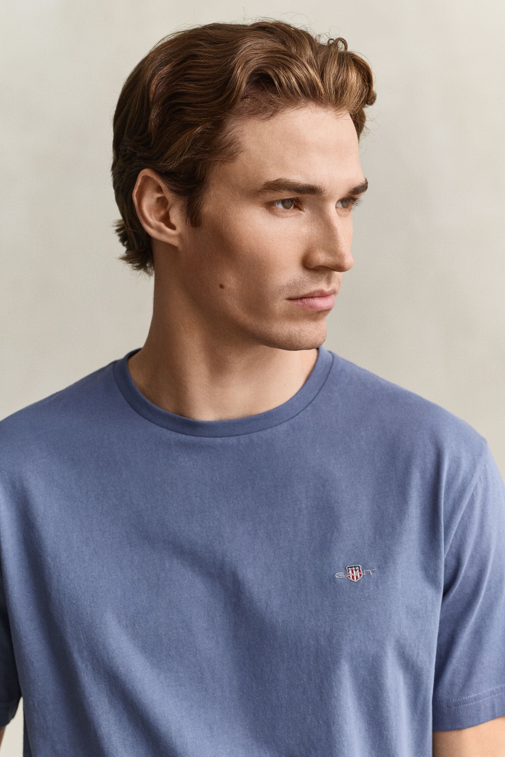 T-shirt regular avec écusson