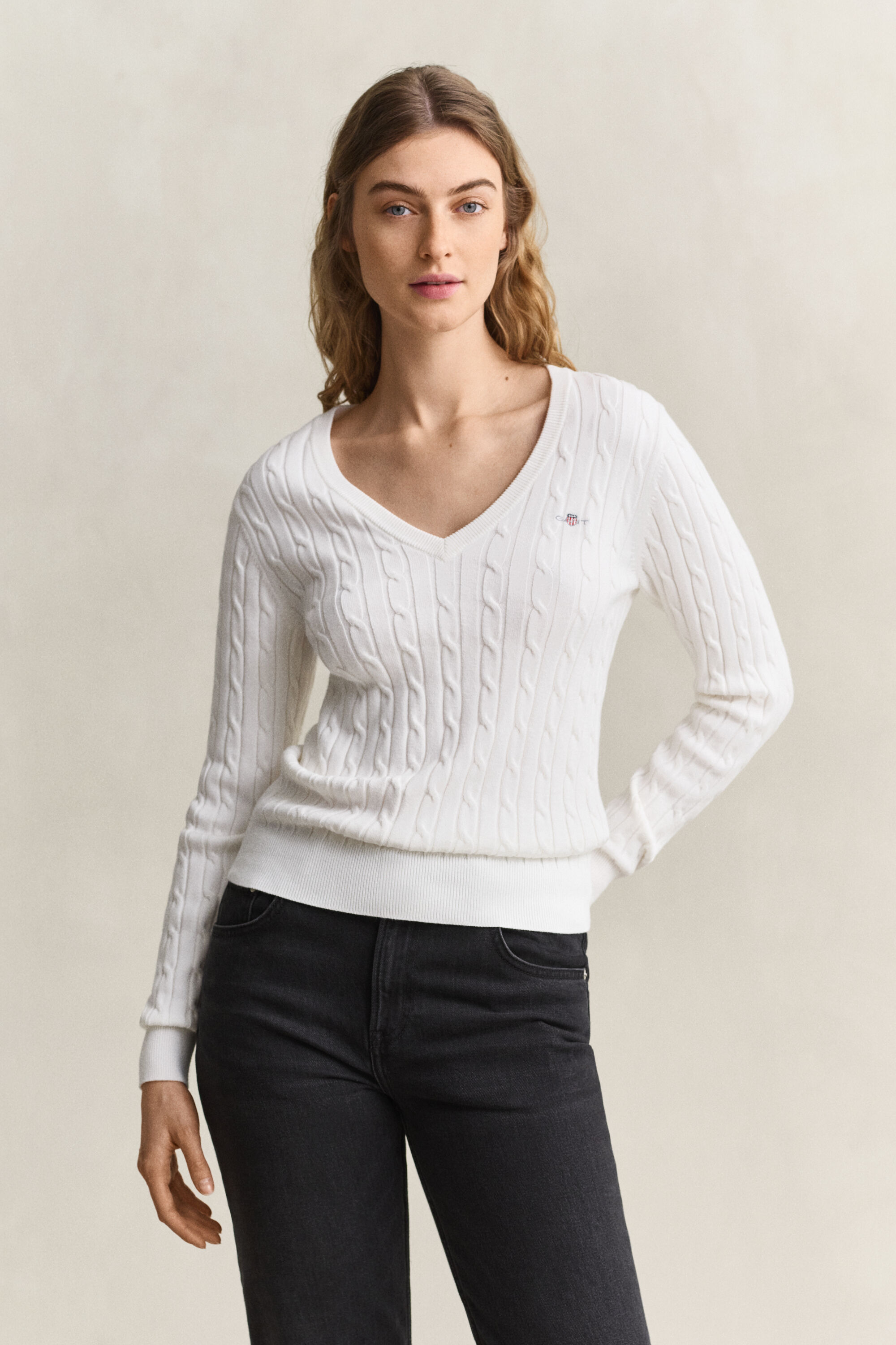 Pull en maille torsadée classique