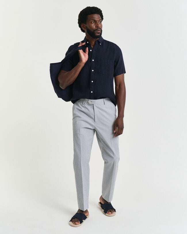 Pantalon de costume coupe slim fusel&eacute;e en seersucker