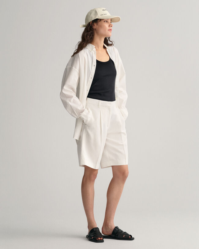 Short relaxed fit pliss&eacute;