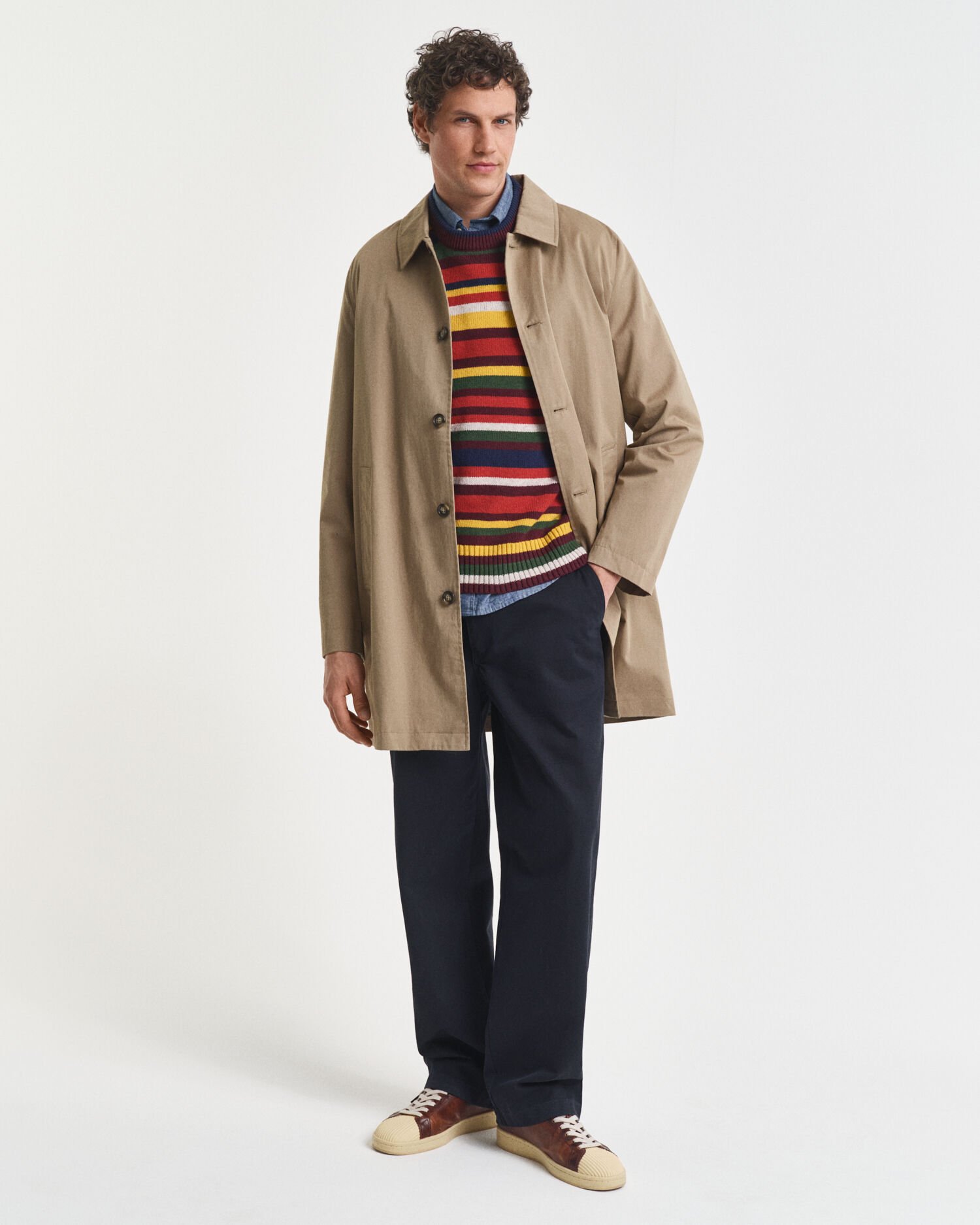 Pull col rond à rayures multicolores