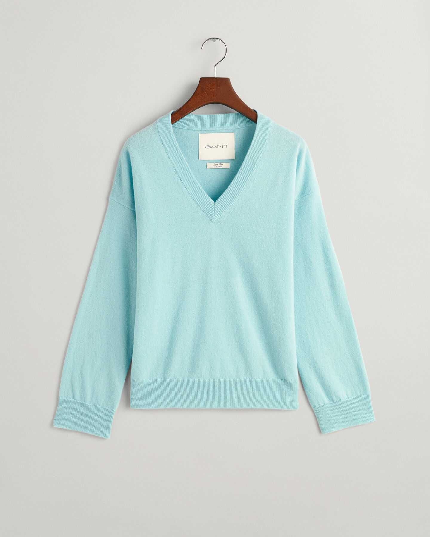 Pull col V en laine d'agneau ultrafine