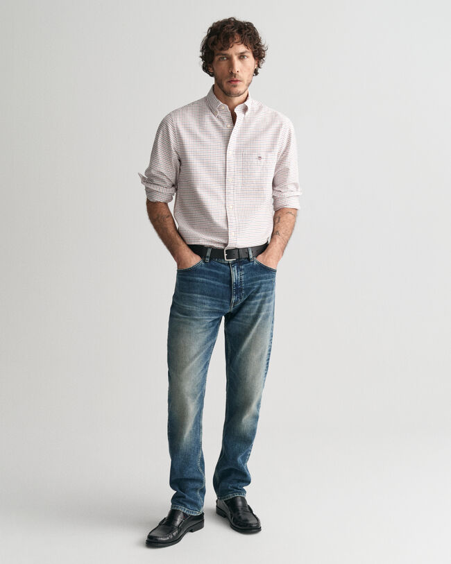 Jean regular fit &agrave; d&eacute;lavage vintage