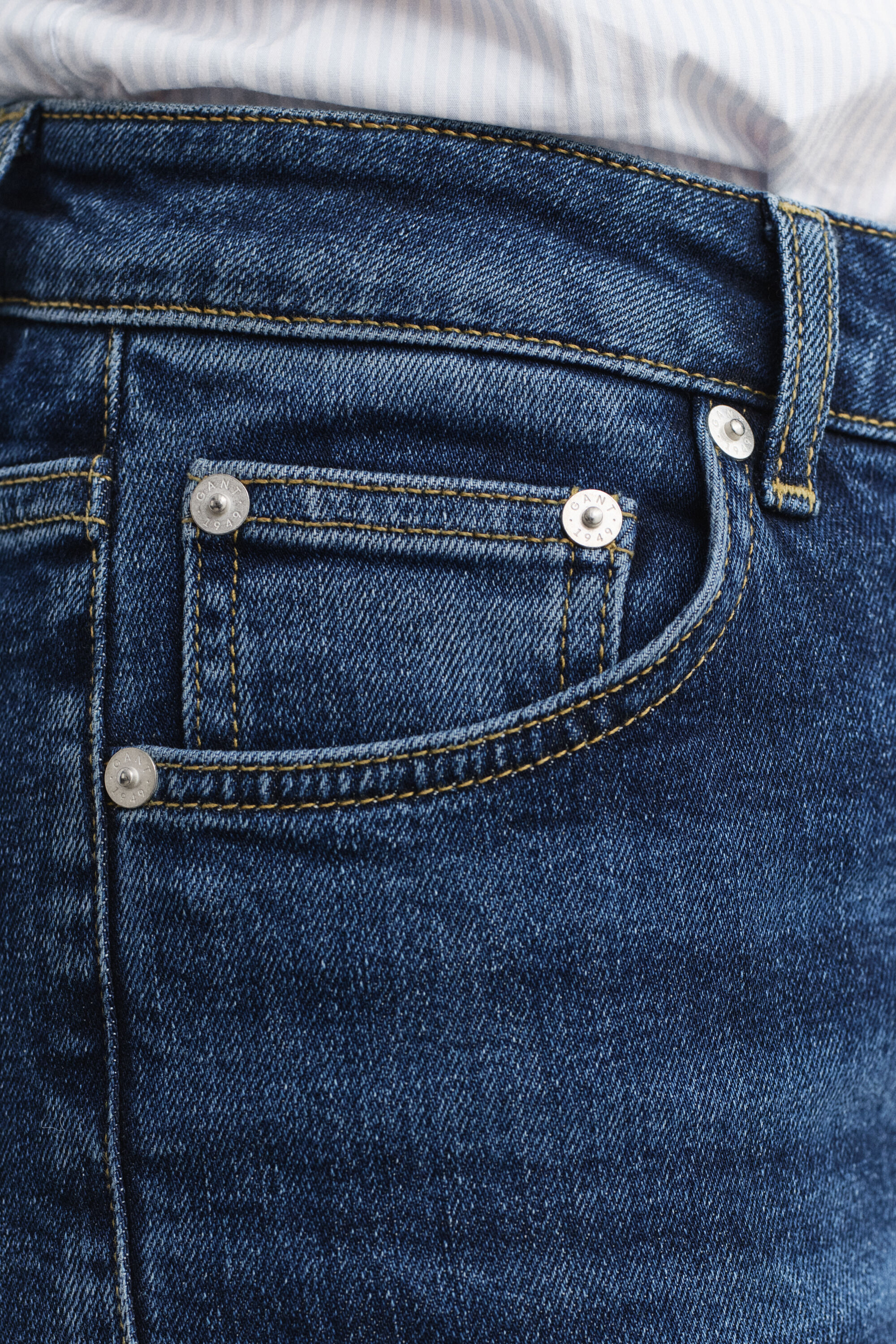 Jean stretch coupe slim évasé