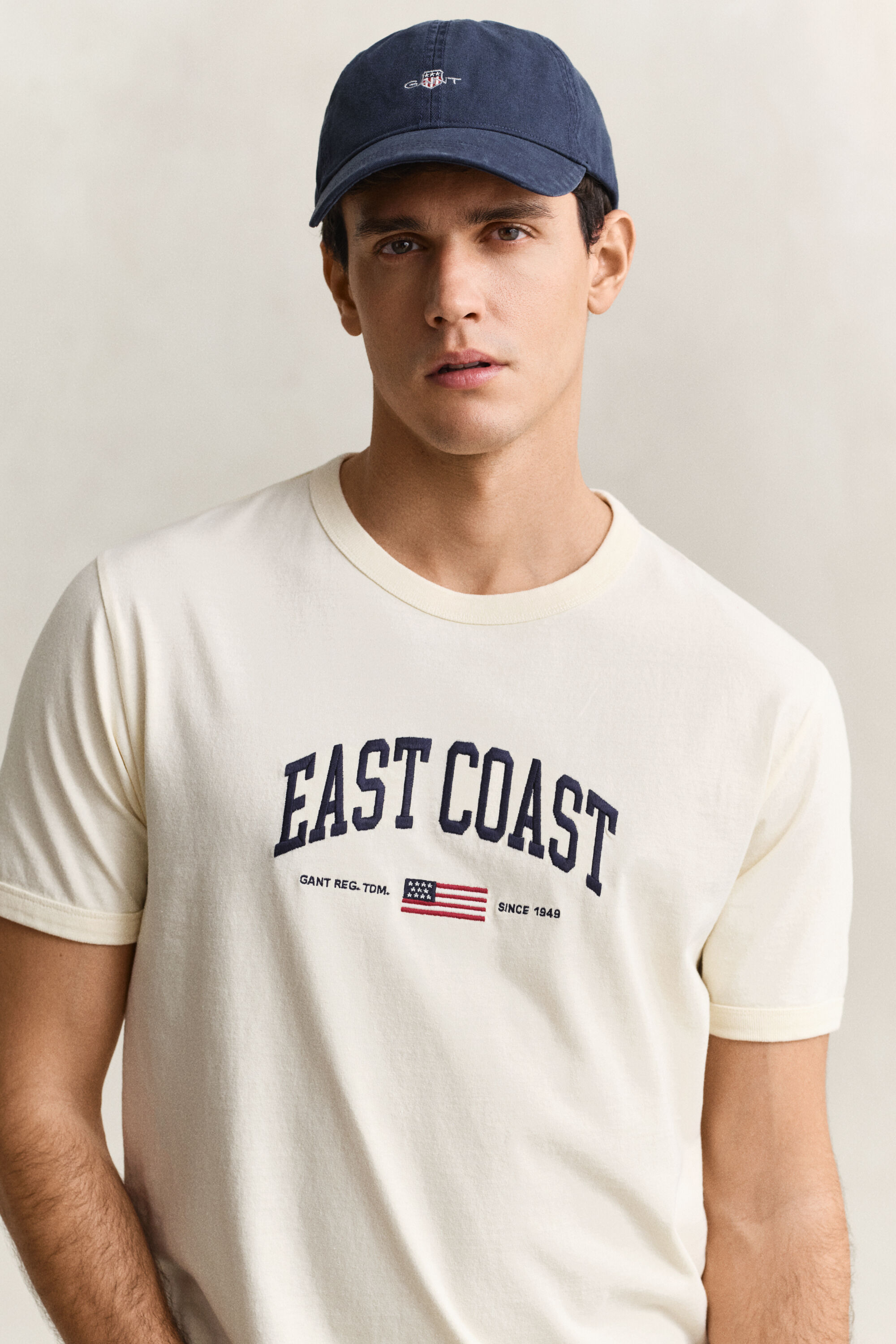 T-shirt logo grafitti