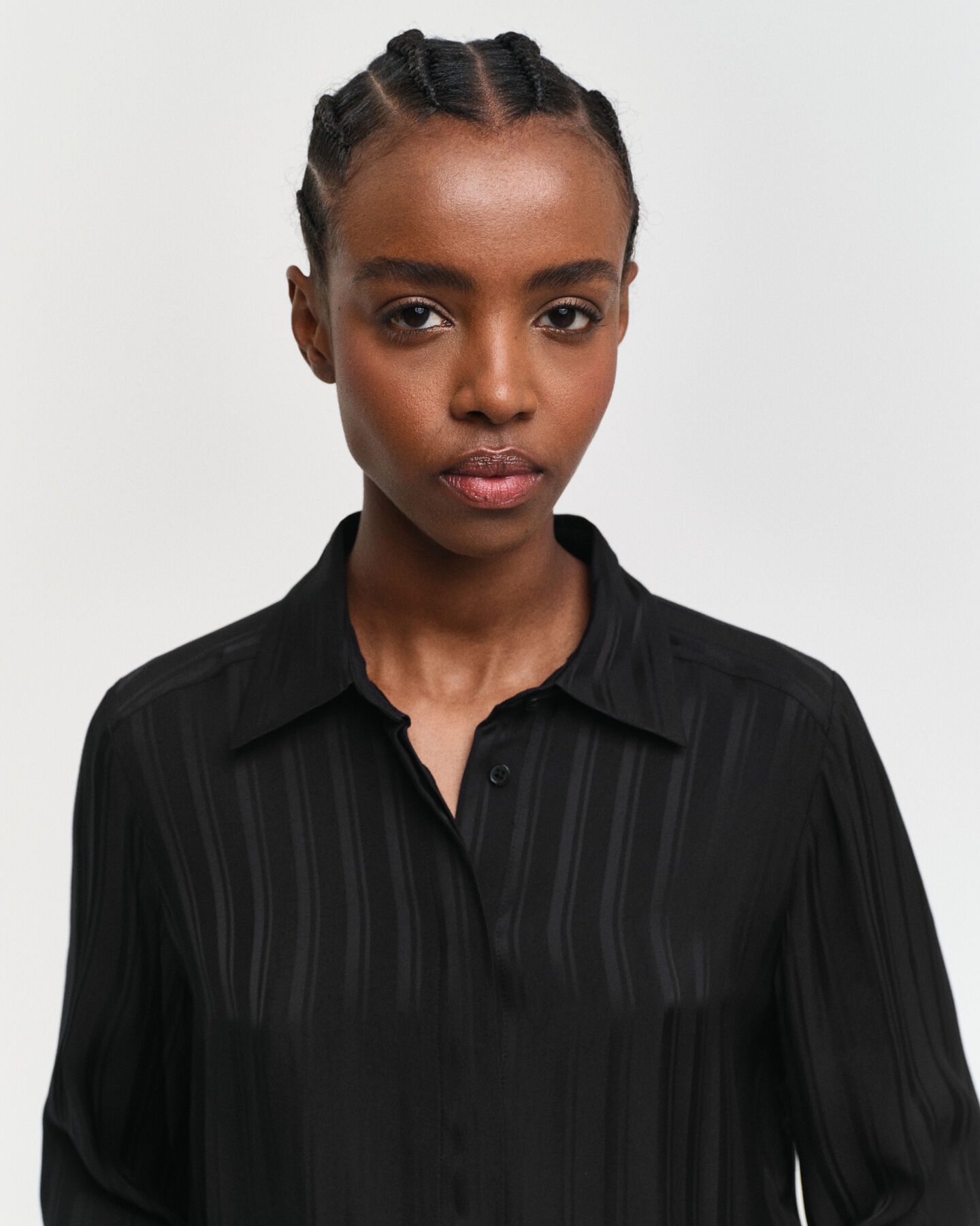 Chemise regular fit en satin &agrave; rayures