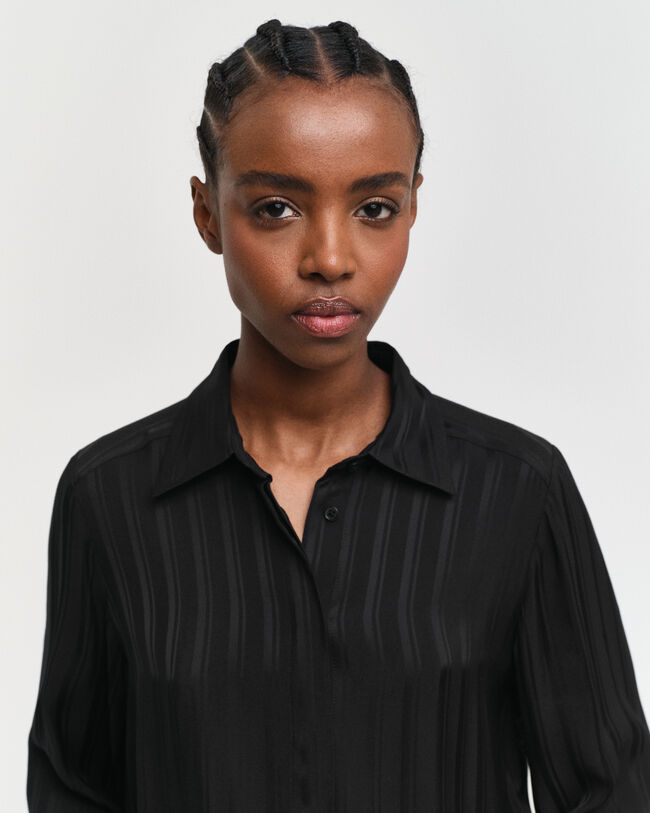 Chemise regular fit en satin &agrave; rayures