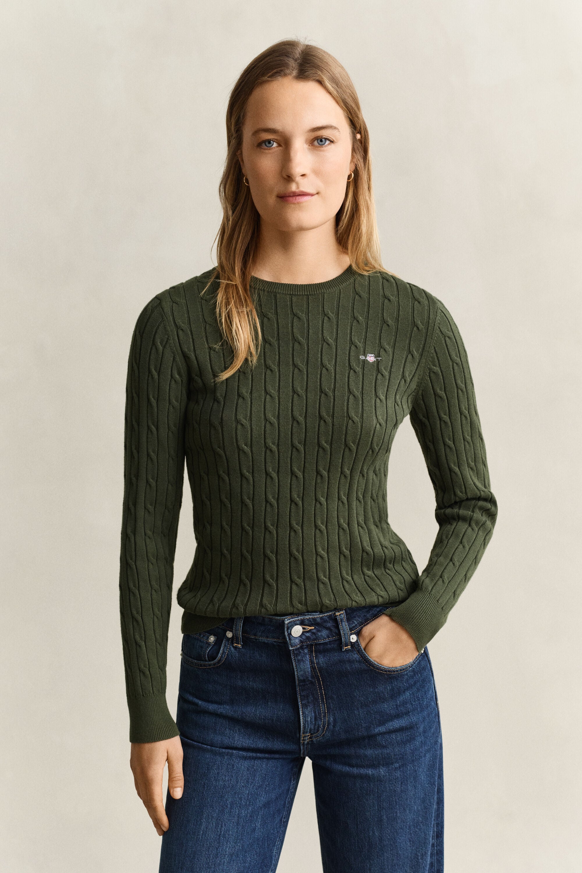 Pull en maille torsadée classique