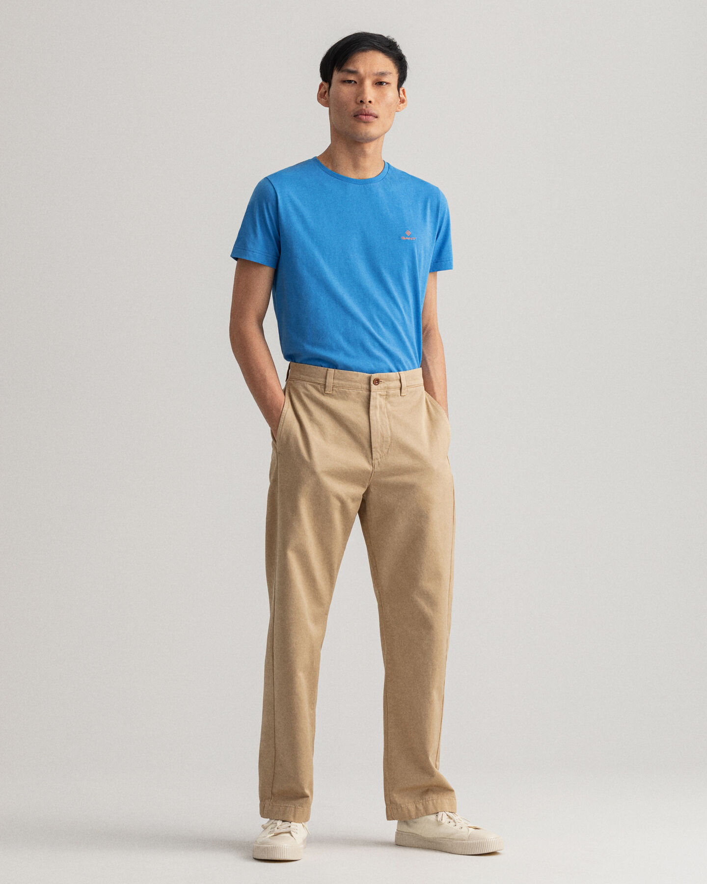 T-shirt contrastant Logo