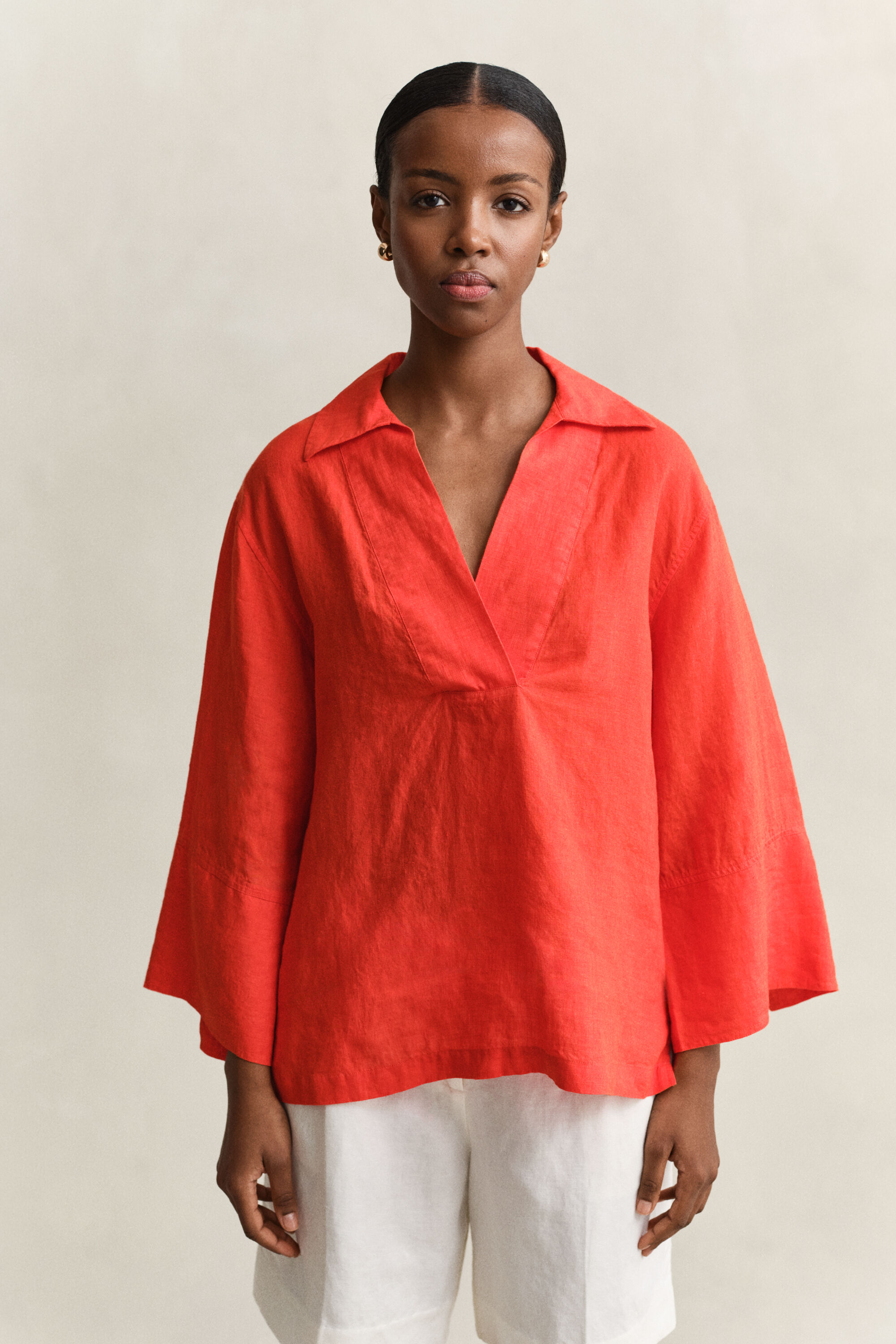 Chemise à encolure ouverte en lin