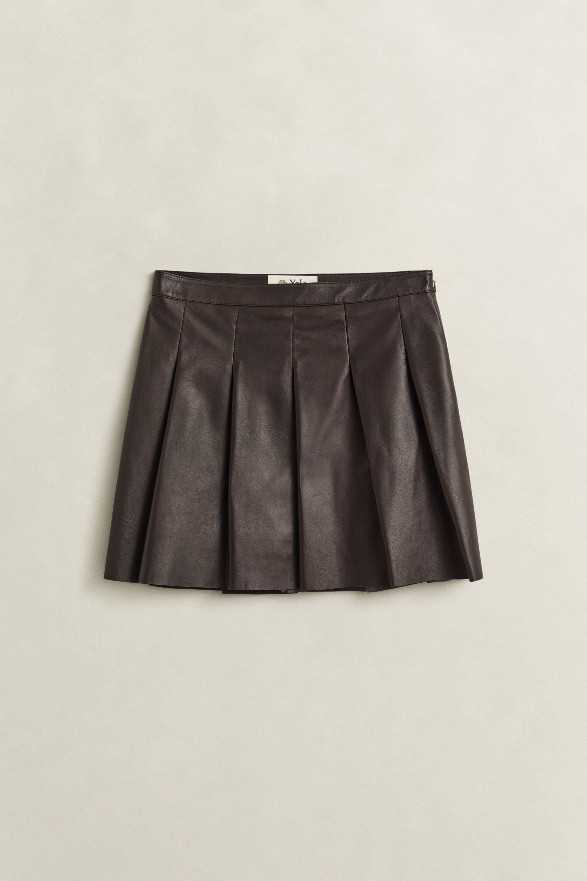 Jupe plissée en cuir Gant x Yale