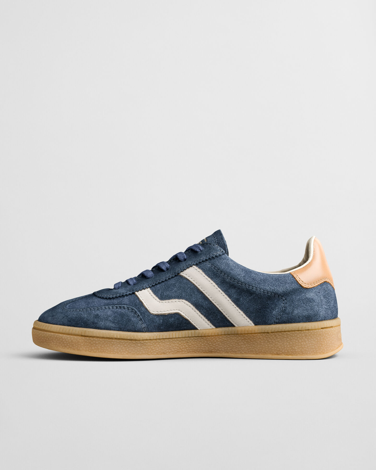 Baskets en daim Cuzima