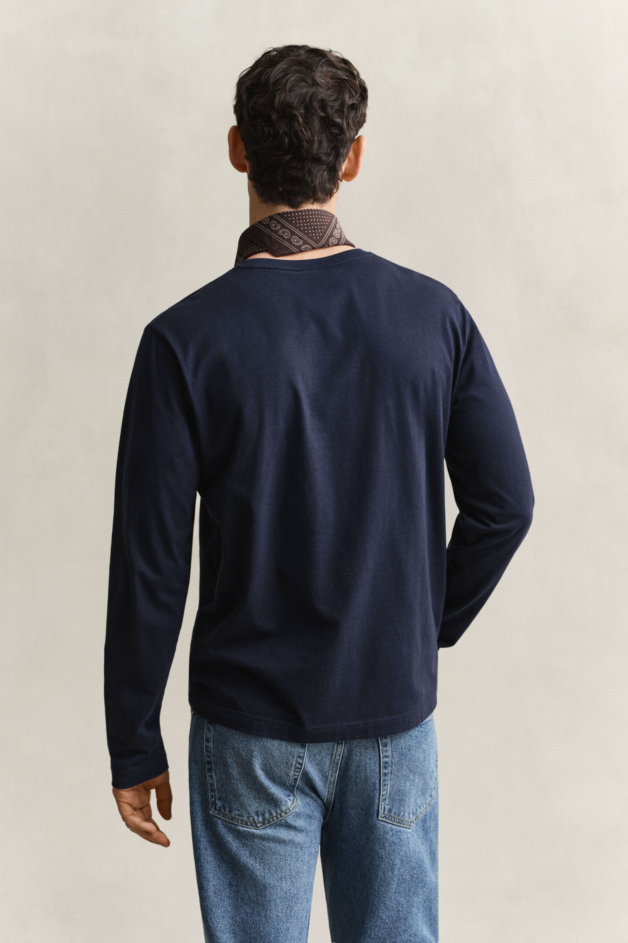 T-shirt à manches longues avec écusson
