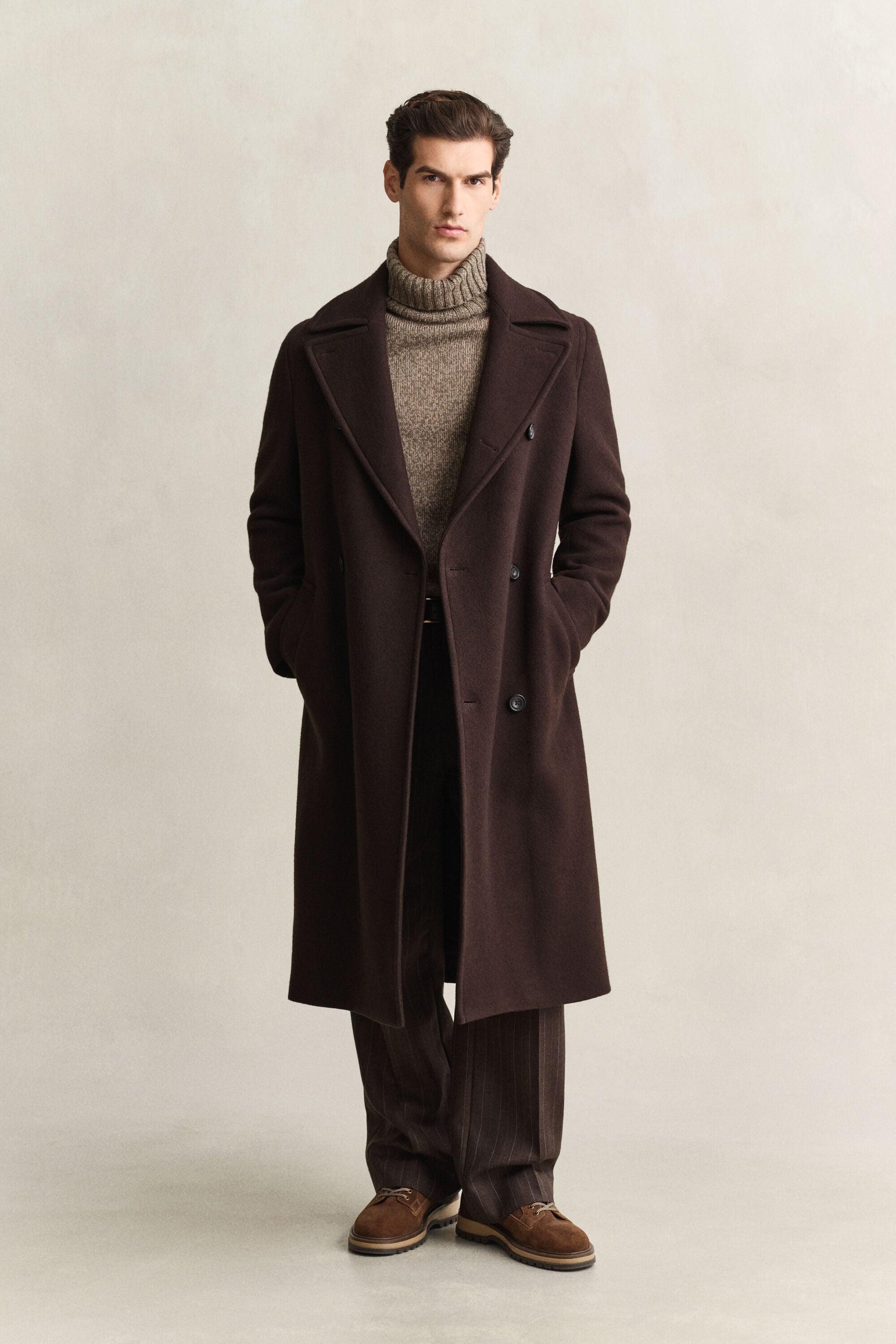 Manteau style militaire avec ceinture