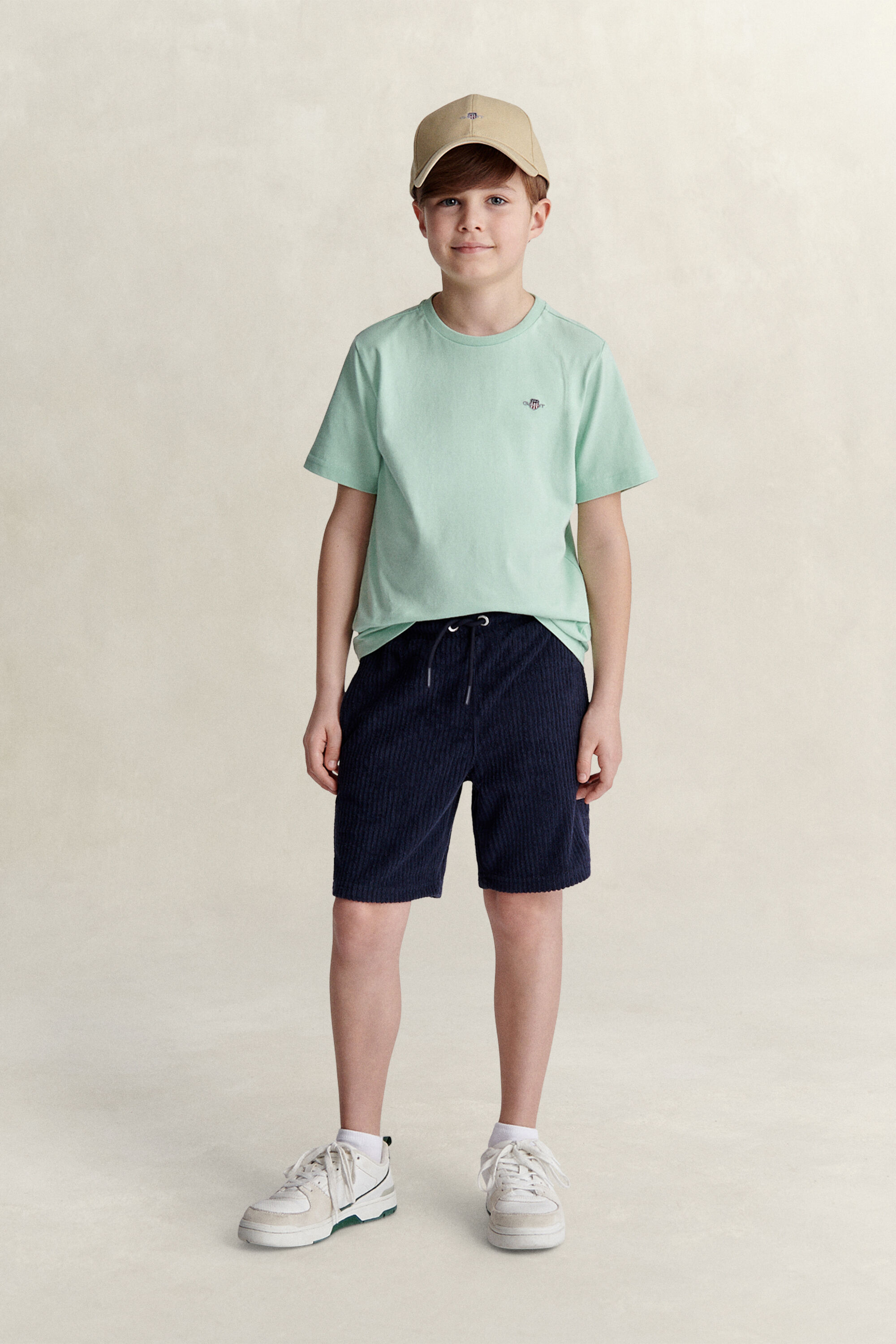 T-shirt Shield Ado