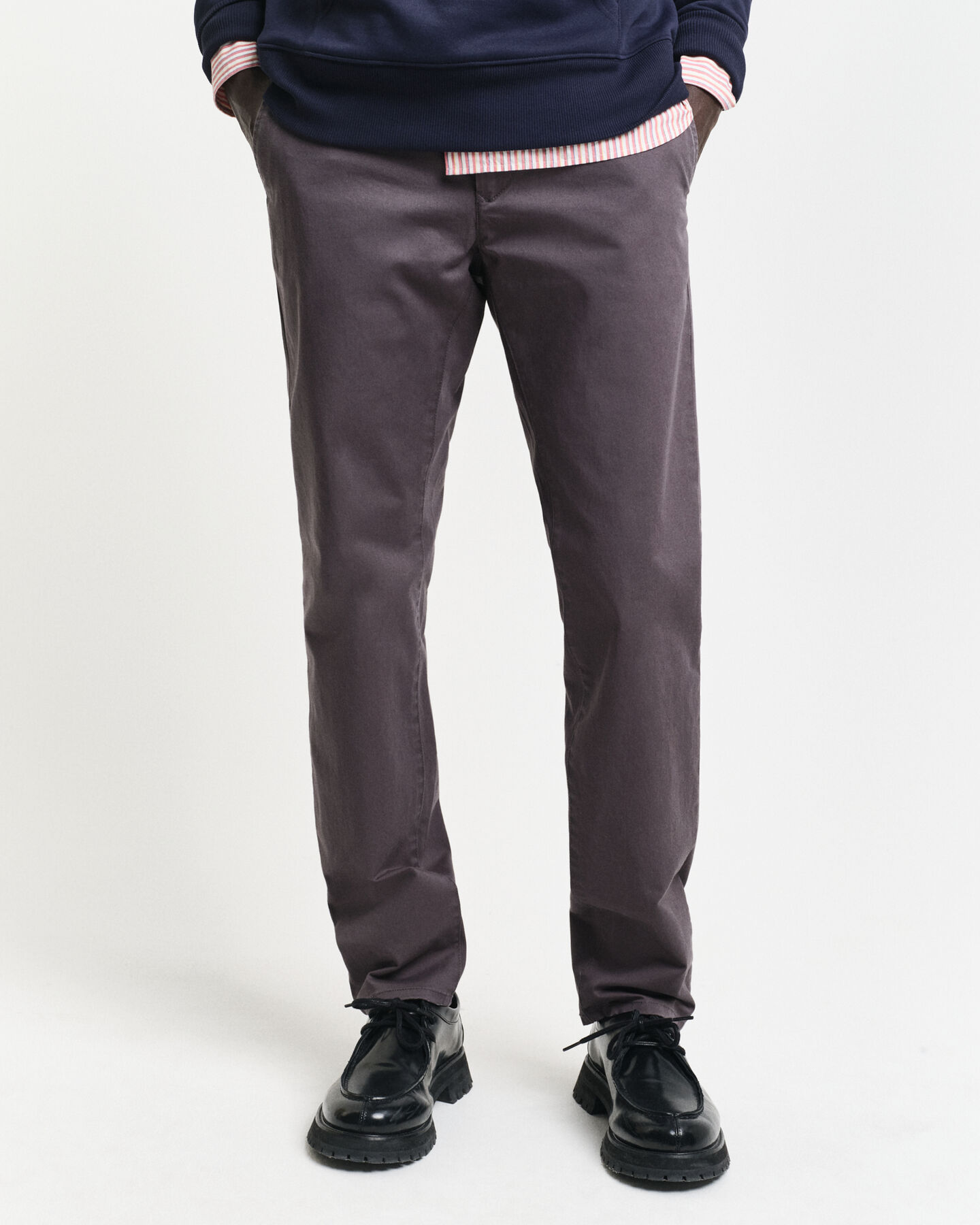 Pantalon chino coupe slim en sergé