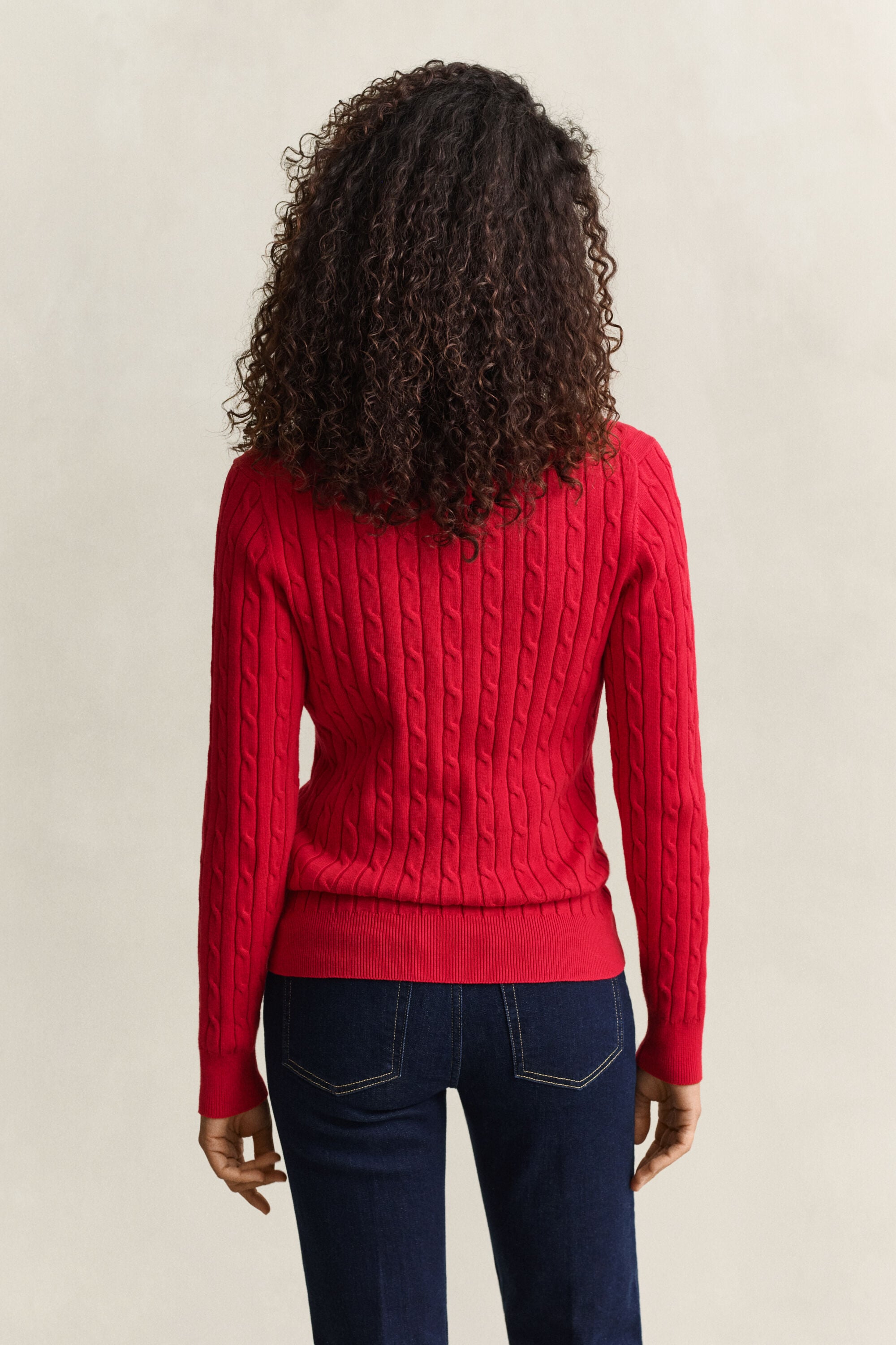 Pull en maille torsadée classique