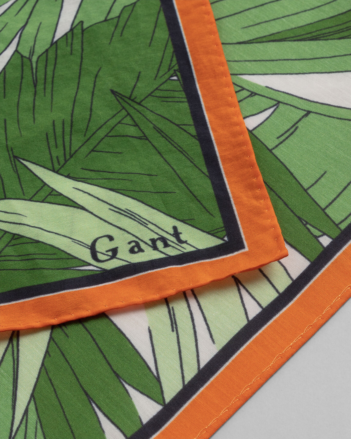 Pochette à imprimé Garden