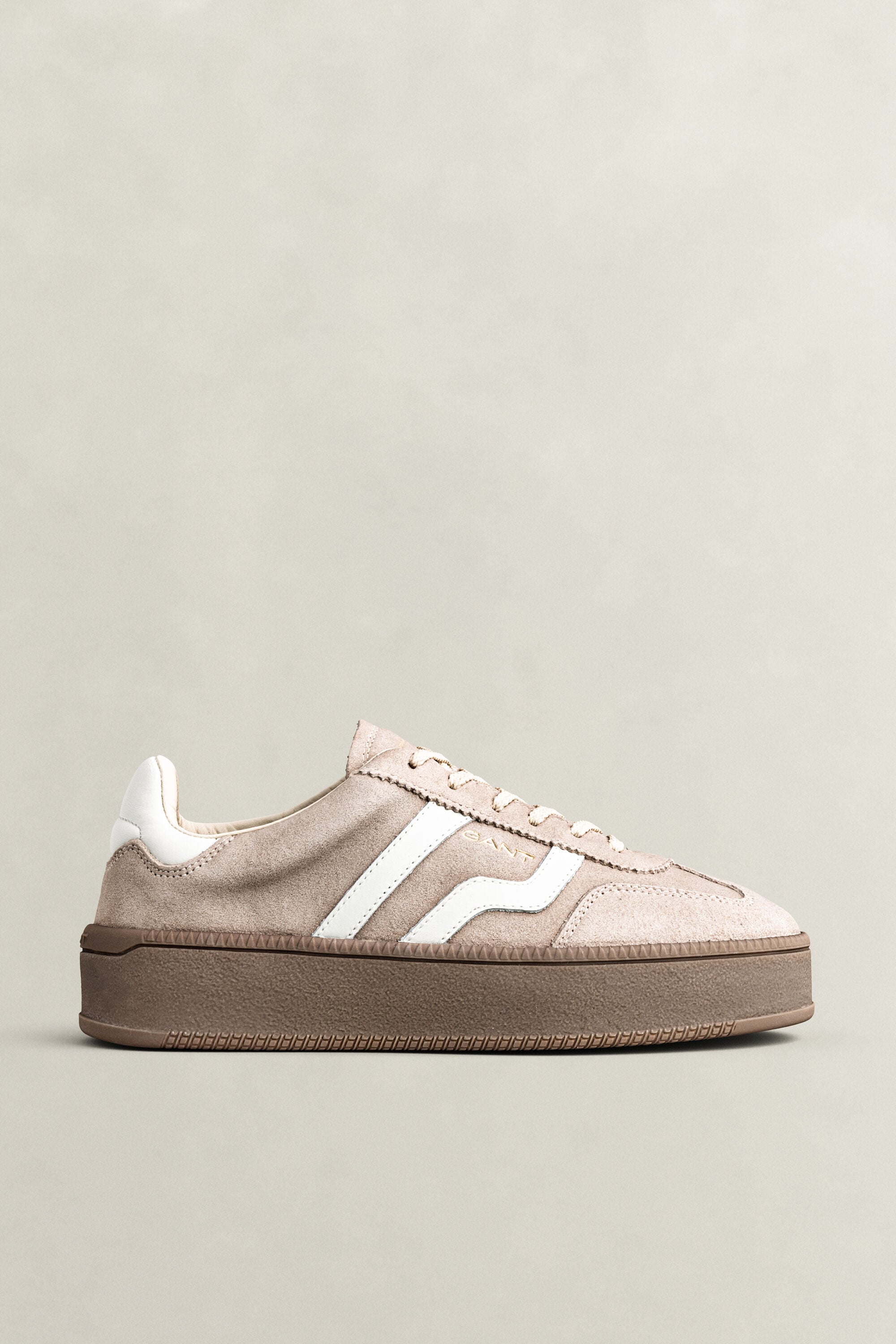 Baskets en daim Cuzmani