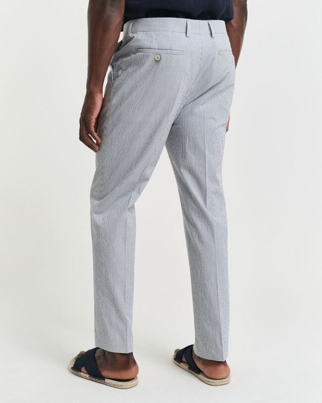 Pantalon de costume coupe slim fusel&eacute;e en seersucker