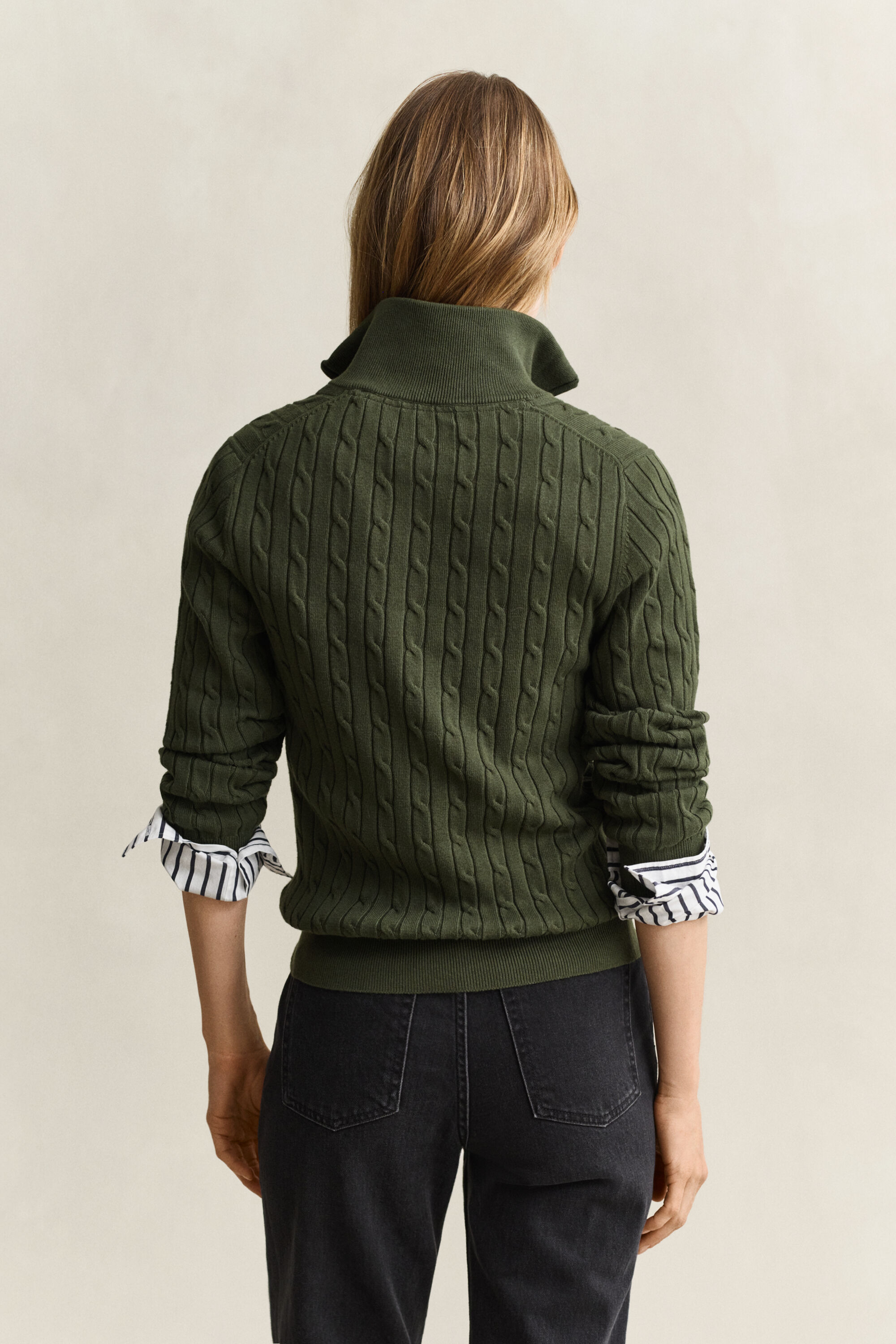 Pull à demi-zip en maille torsadée extensible