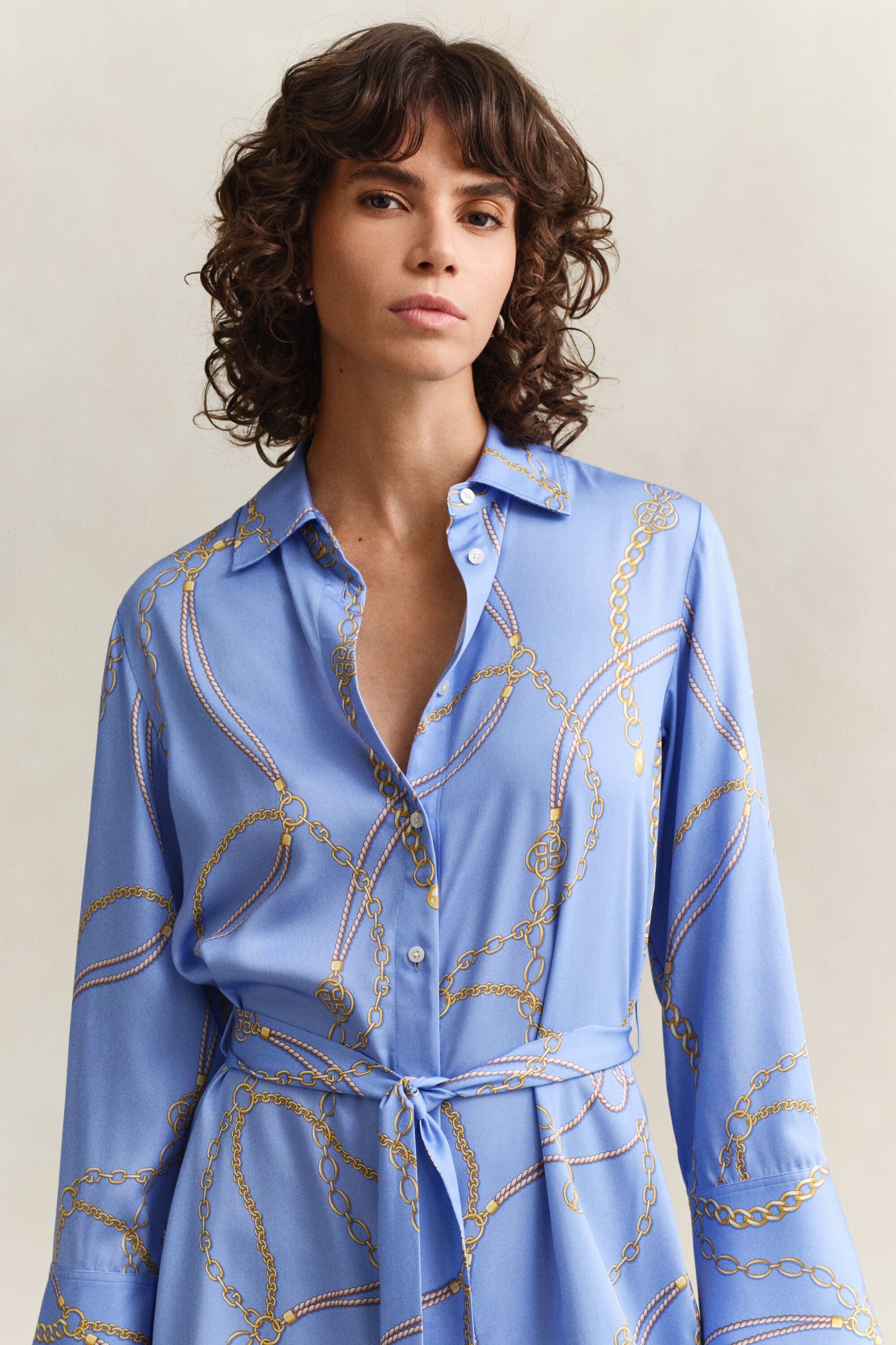 Robe-chemise à ceinture