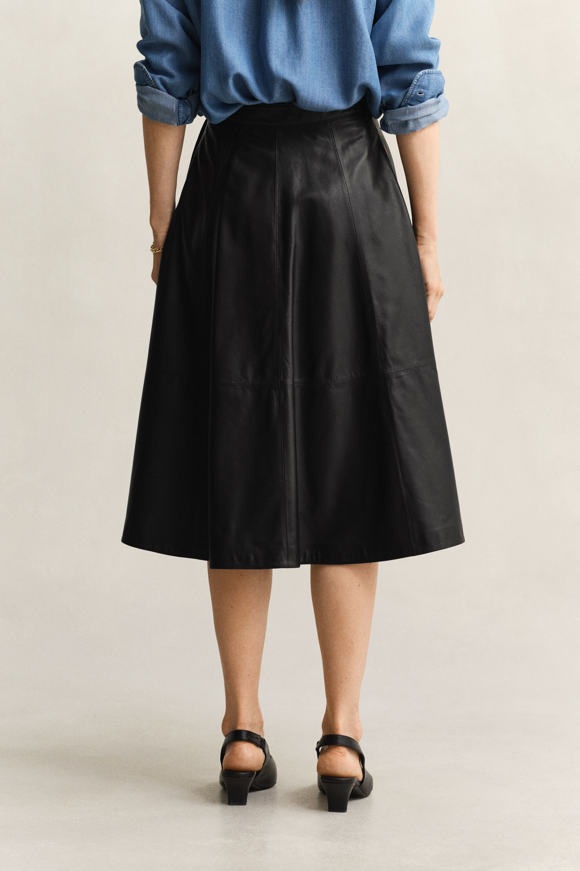 Jupe évasée en cuir