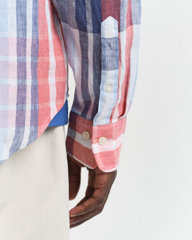 Chemise coupe regular en lin &agrave; carreaux madras