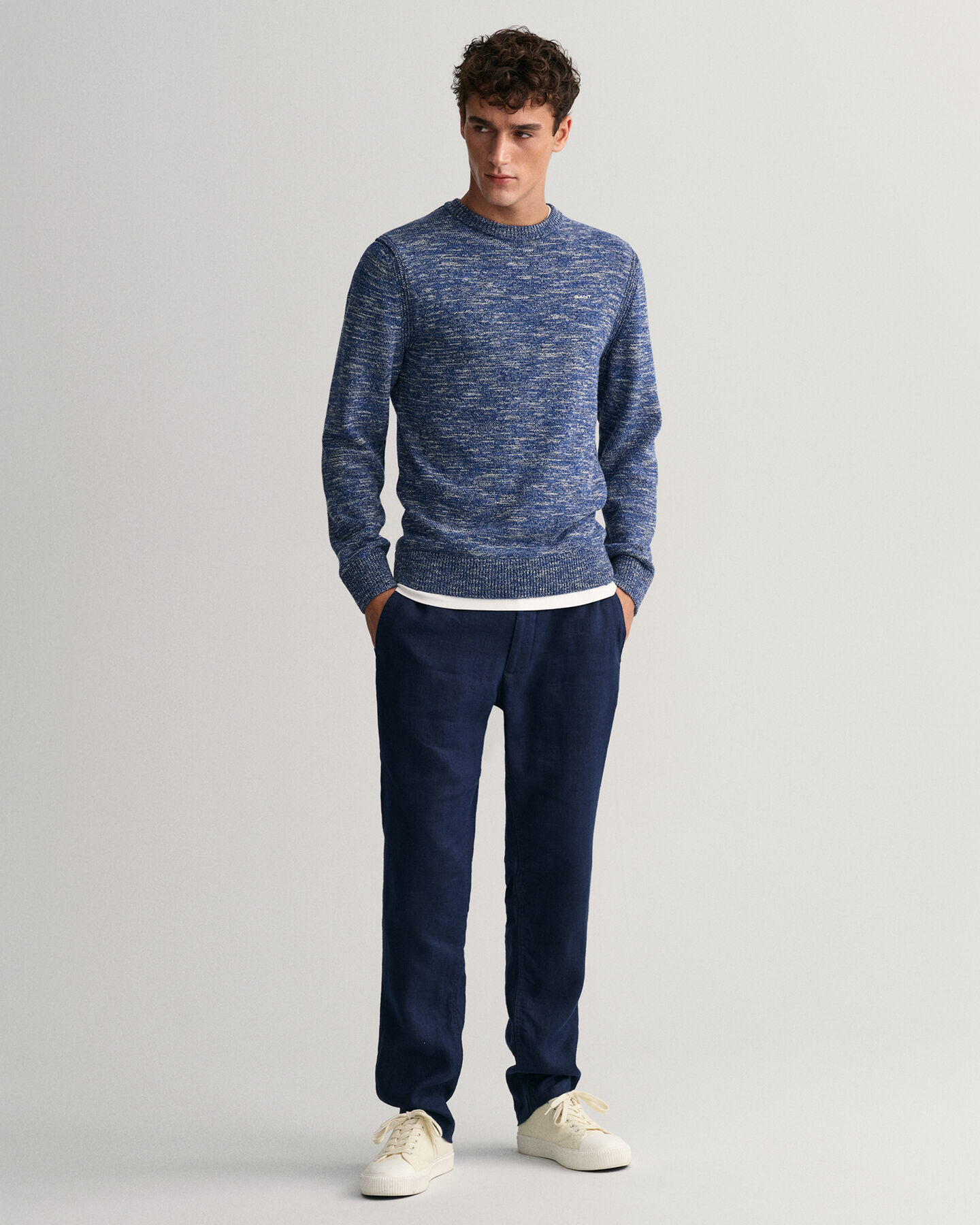 Pull ras du cou en fils torsad&eacute;s