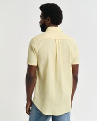 Chemise regular fit en coton et lin &agrave; manches courtes