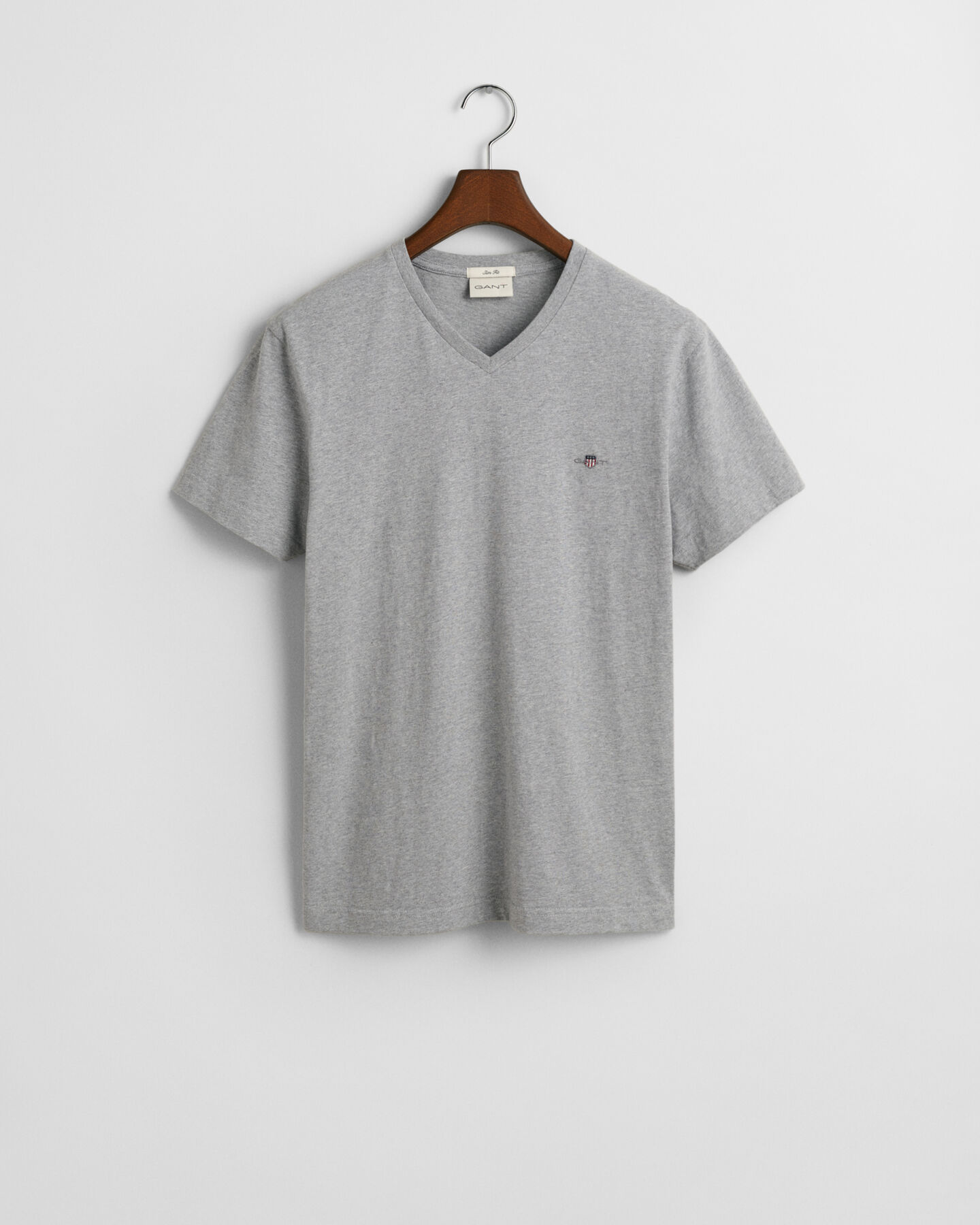 T-shirt col V coupe slim Shield