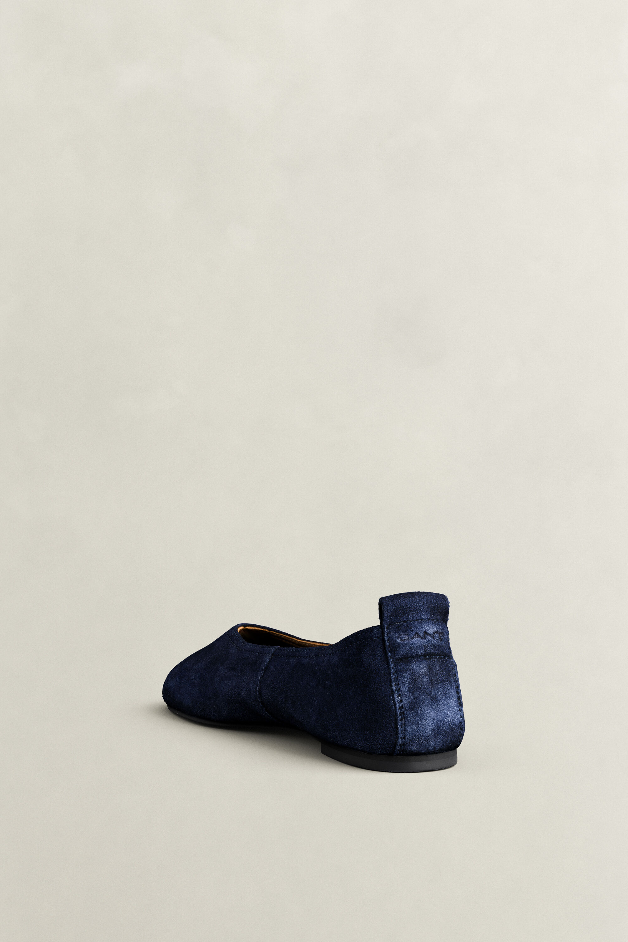 Ballerines plates en daim Chadii