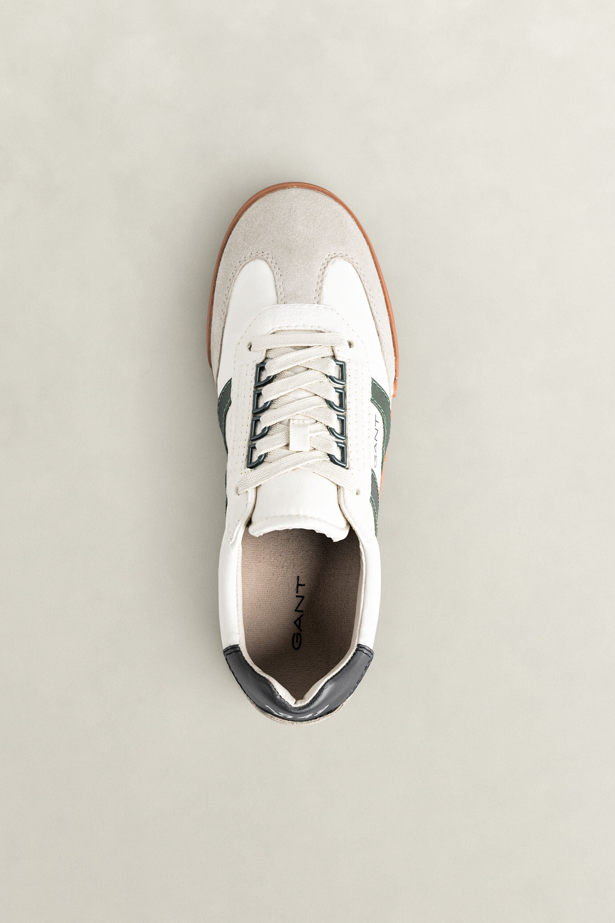 Baskets en daim Baylle