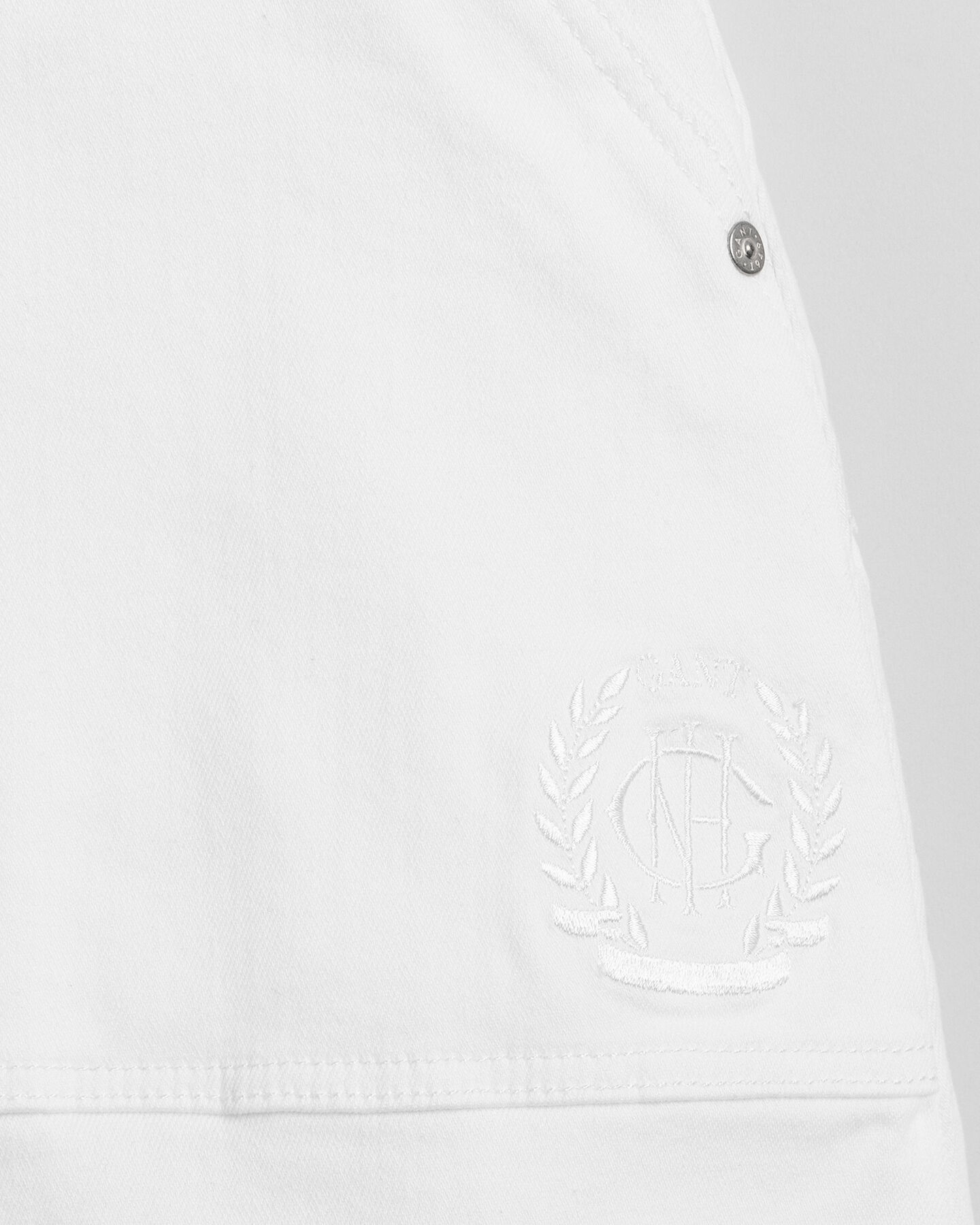 Jupe en serg&eacute; avec poches plaqu&eacute;es Teen Girls