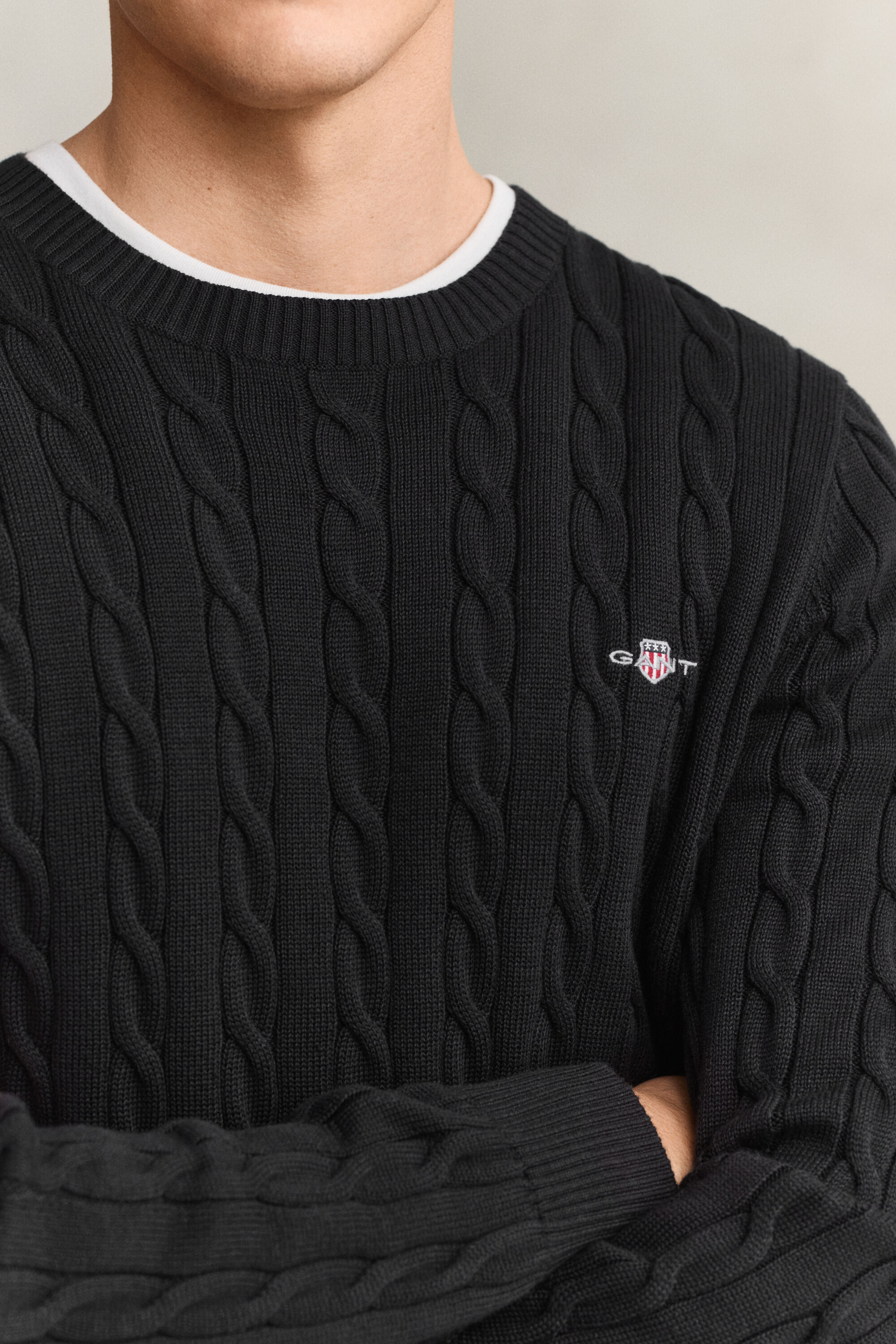Pull en maille torsadée classique