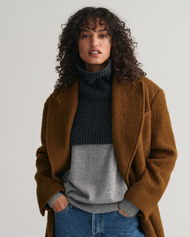 Pull sans manches en maille c&ocirc;tel&eacute;e