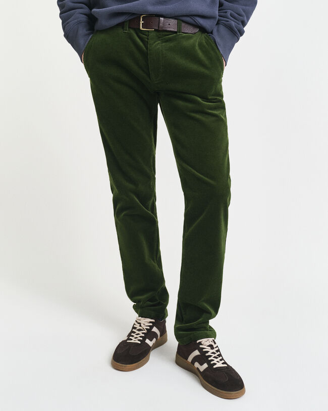 Pantalon chino slim fit en velours côtelé
