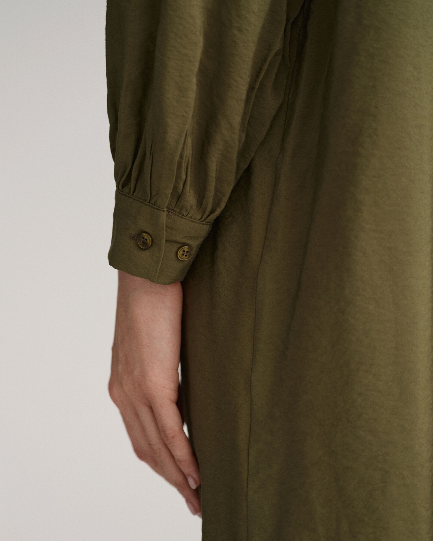 Robe-chemise &agrave; col droit