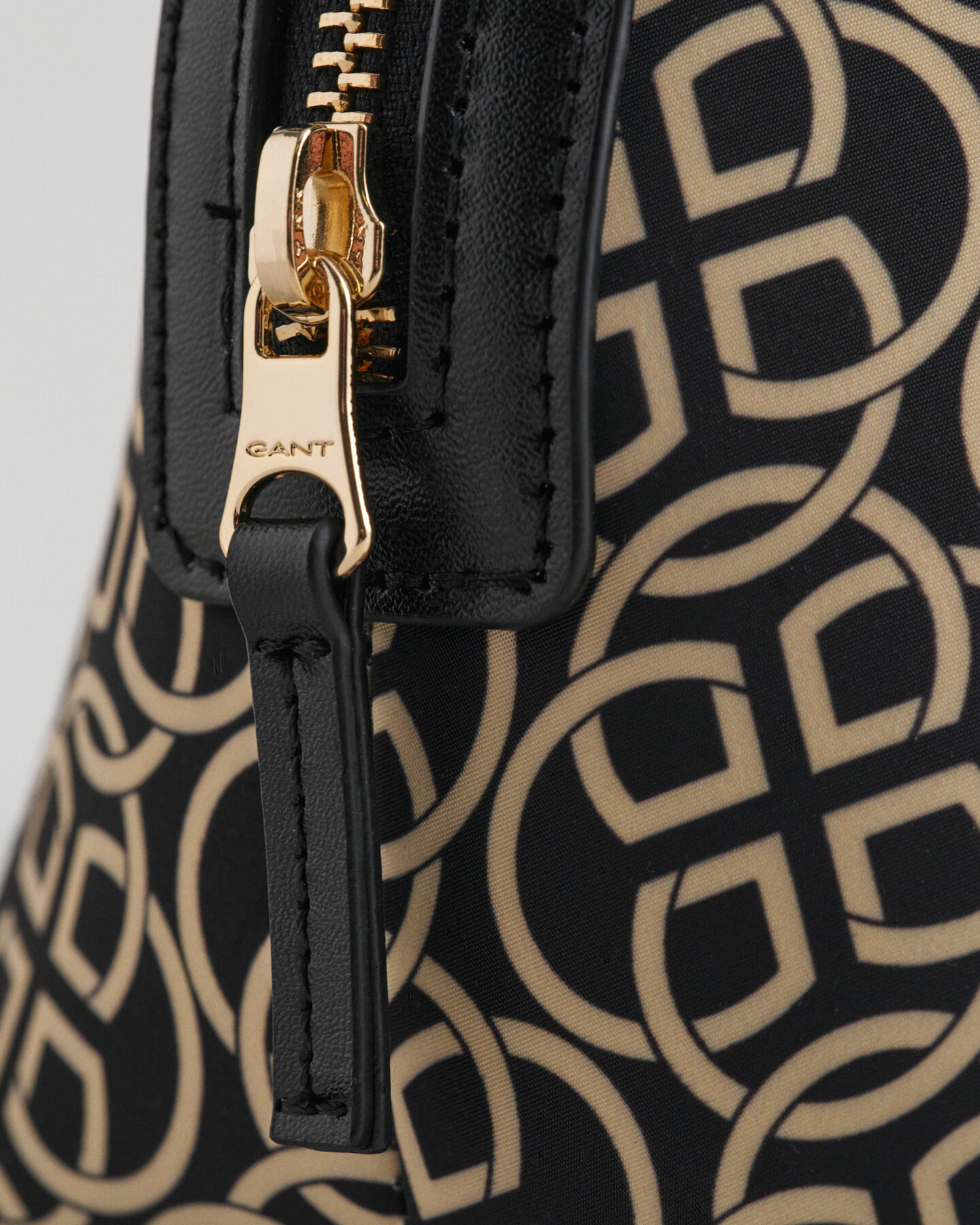 Trousse de toilette G Patterned