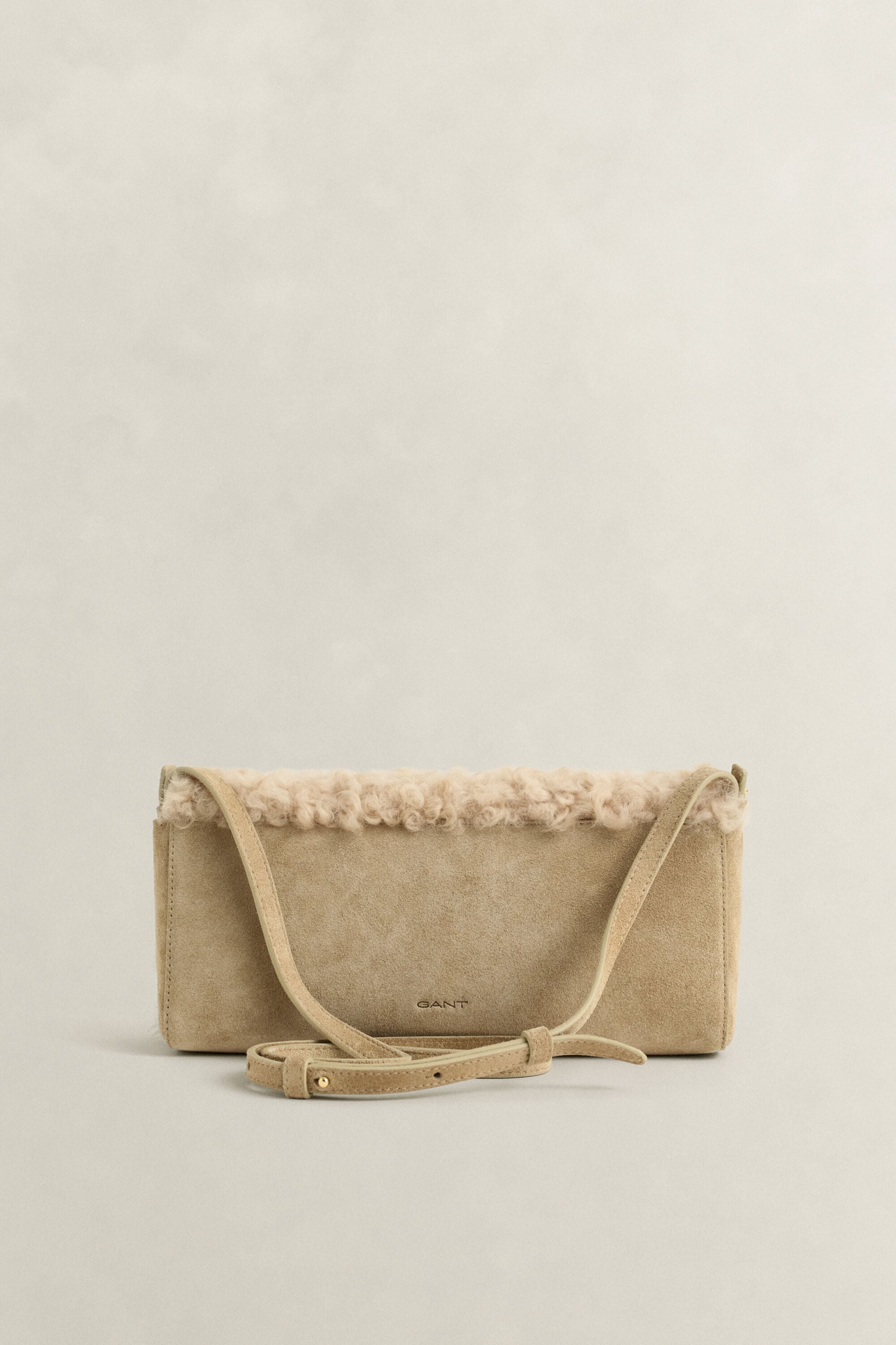 Pochette en peau lainée