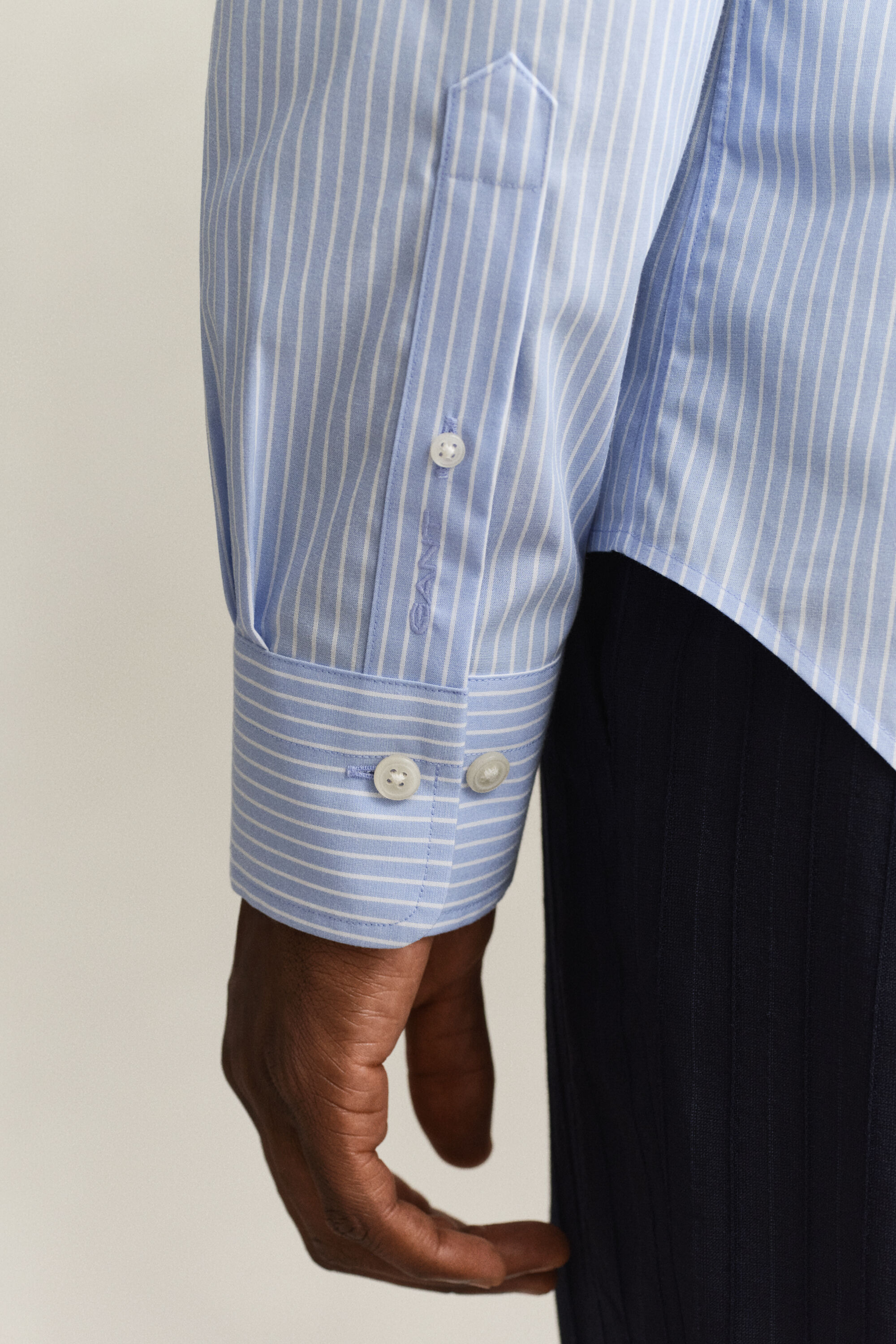 Chemise en popeline stretch à rayures