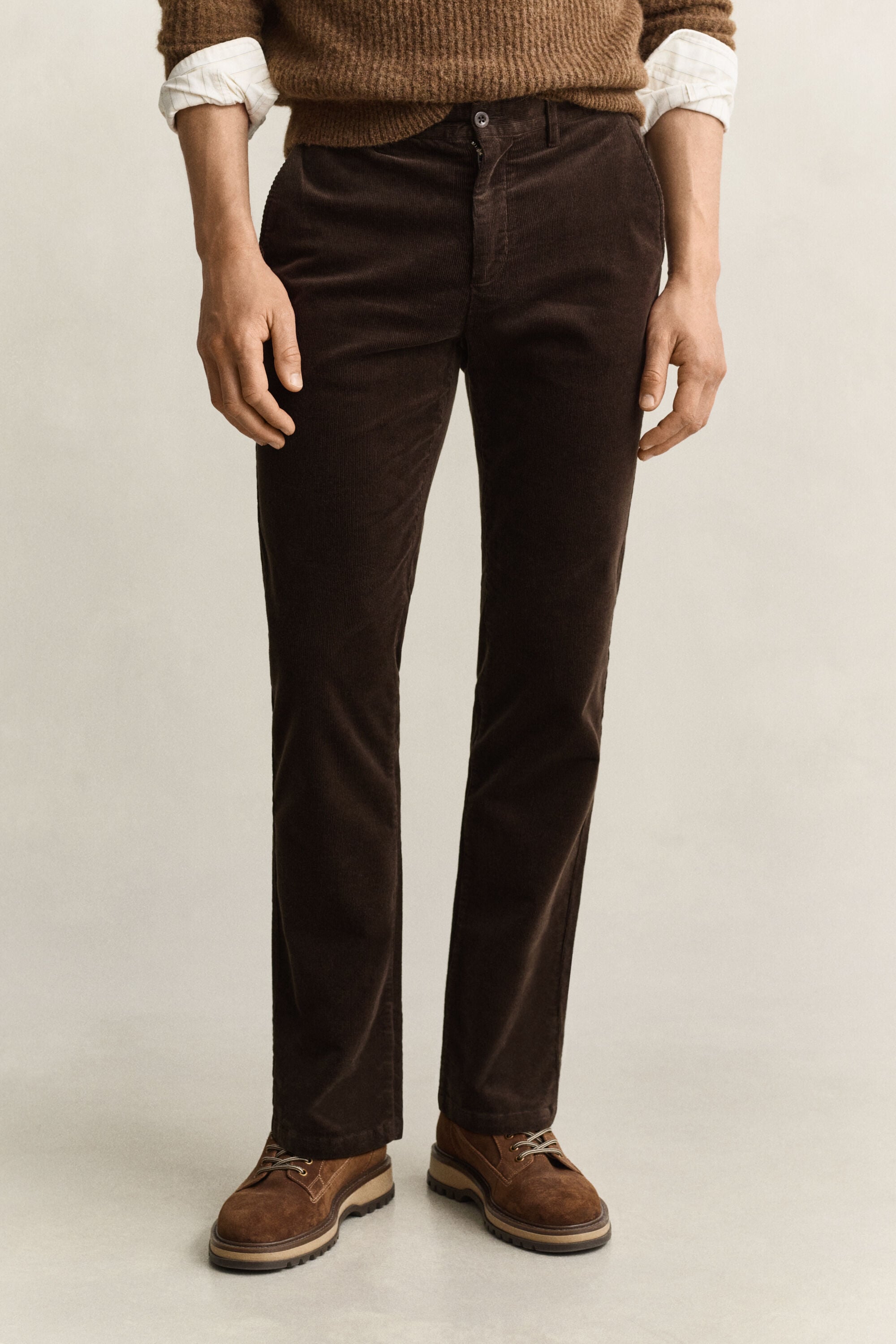 Pantalon Regular en velours côtelé