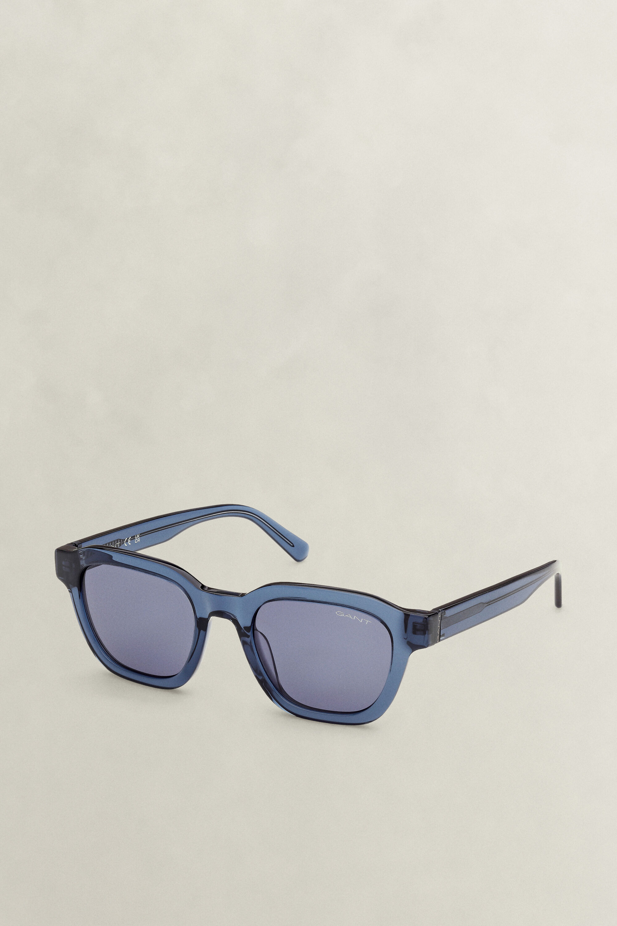 Lunettes de soleil géométriques