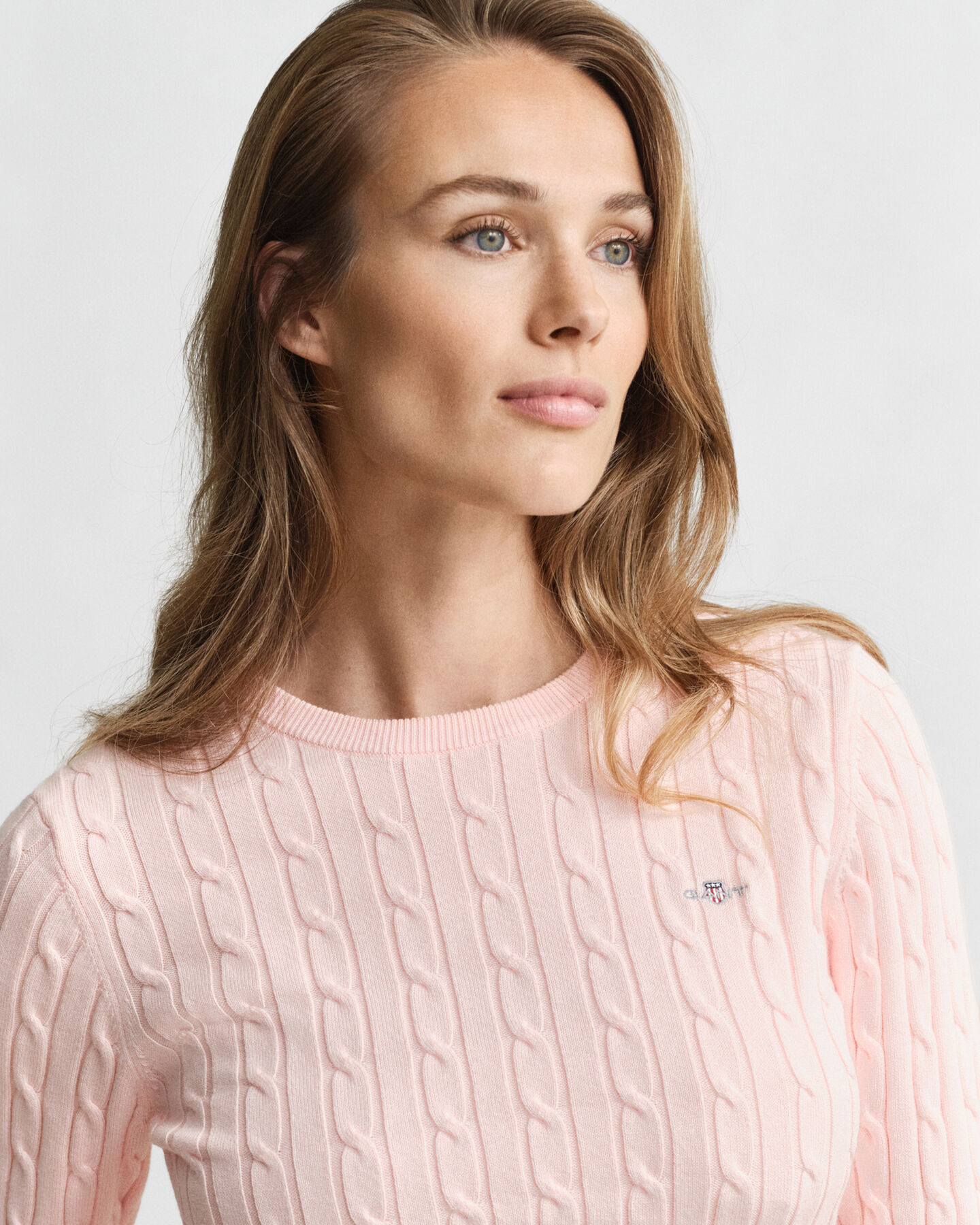 Pull col rond en maille de coton stretch à torsades