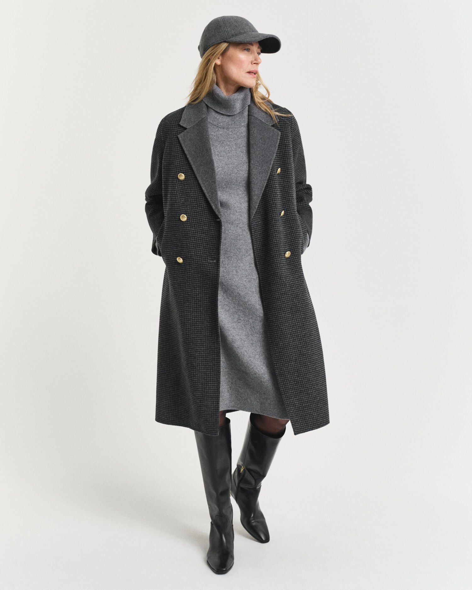 Robe col roulé avec finitions en maille