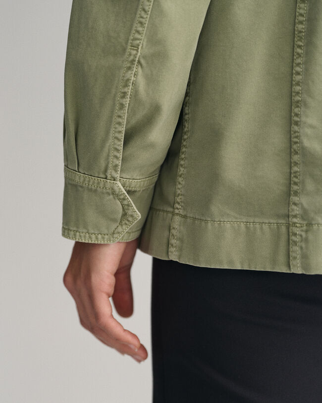 Veste style militaire teinte en pièce