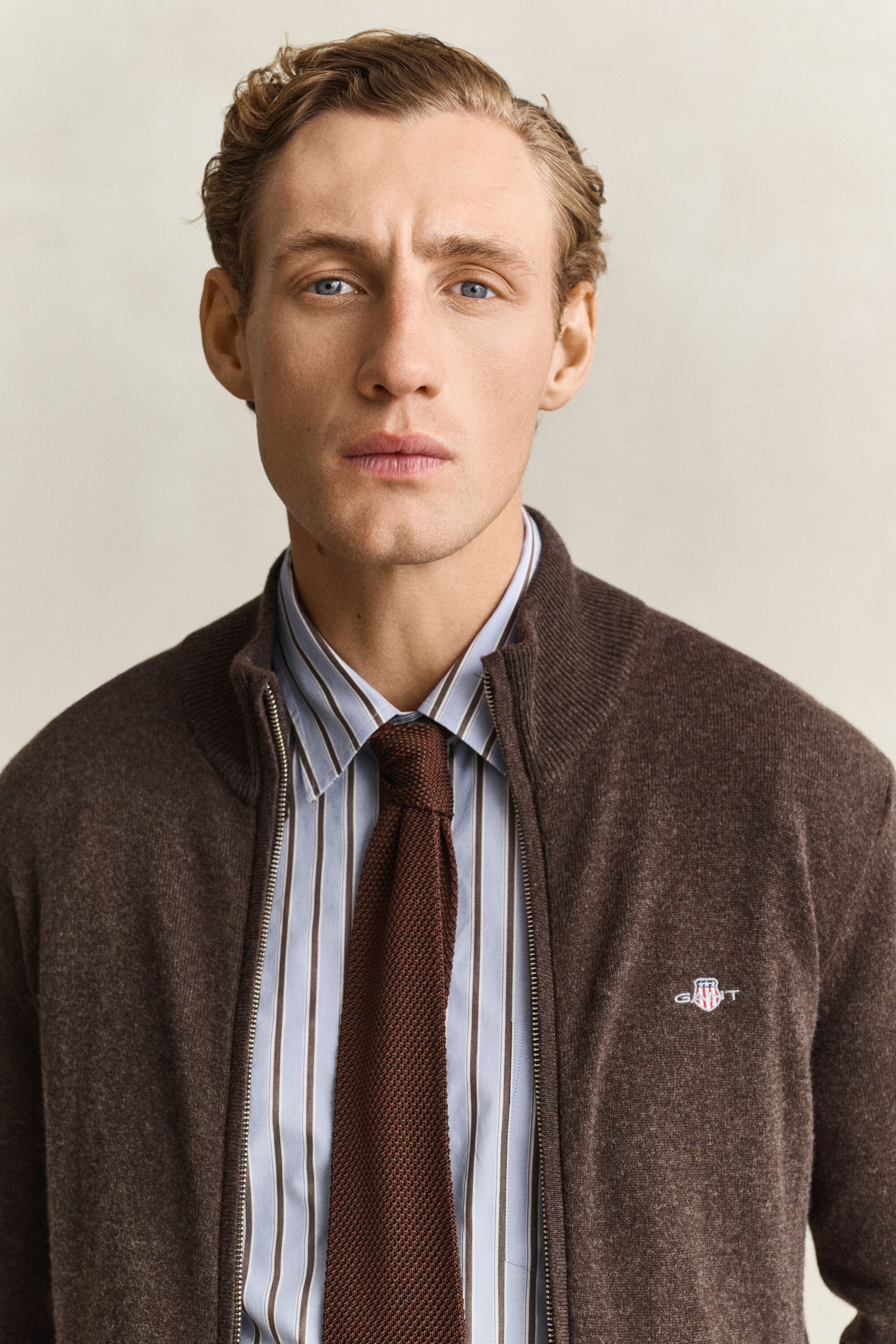 Cardigan zippé en laine d’agneau
