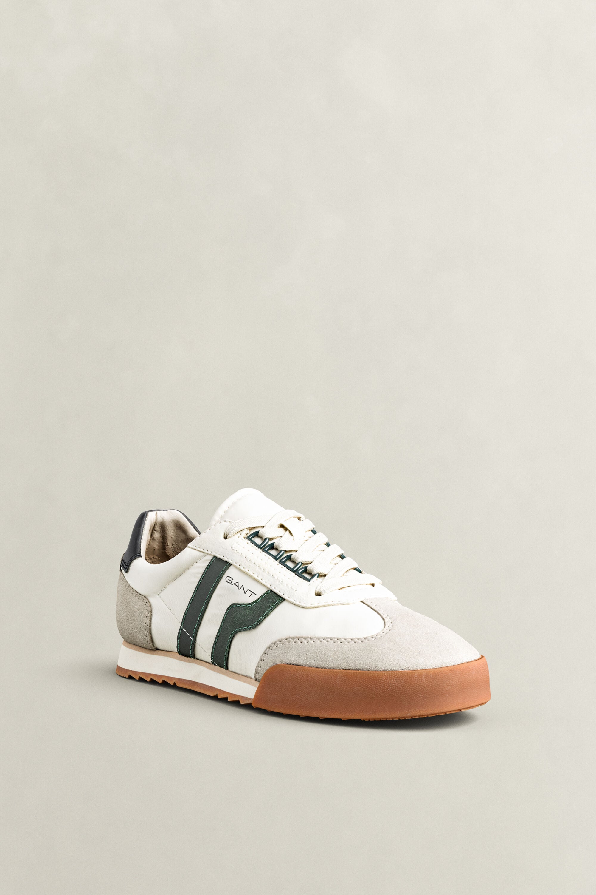 Baskets en daim Baylle
