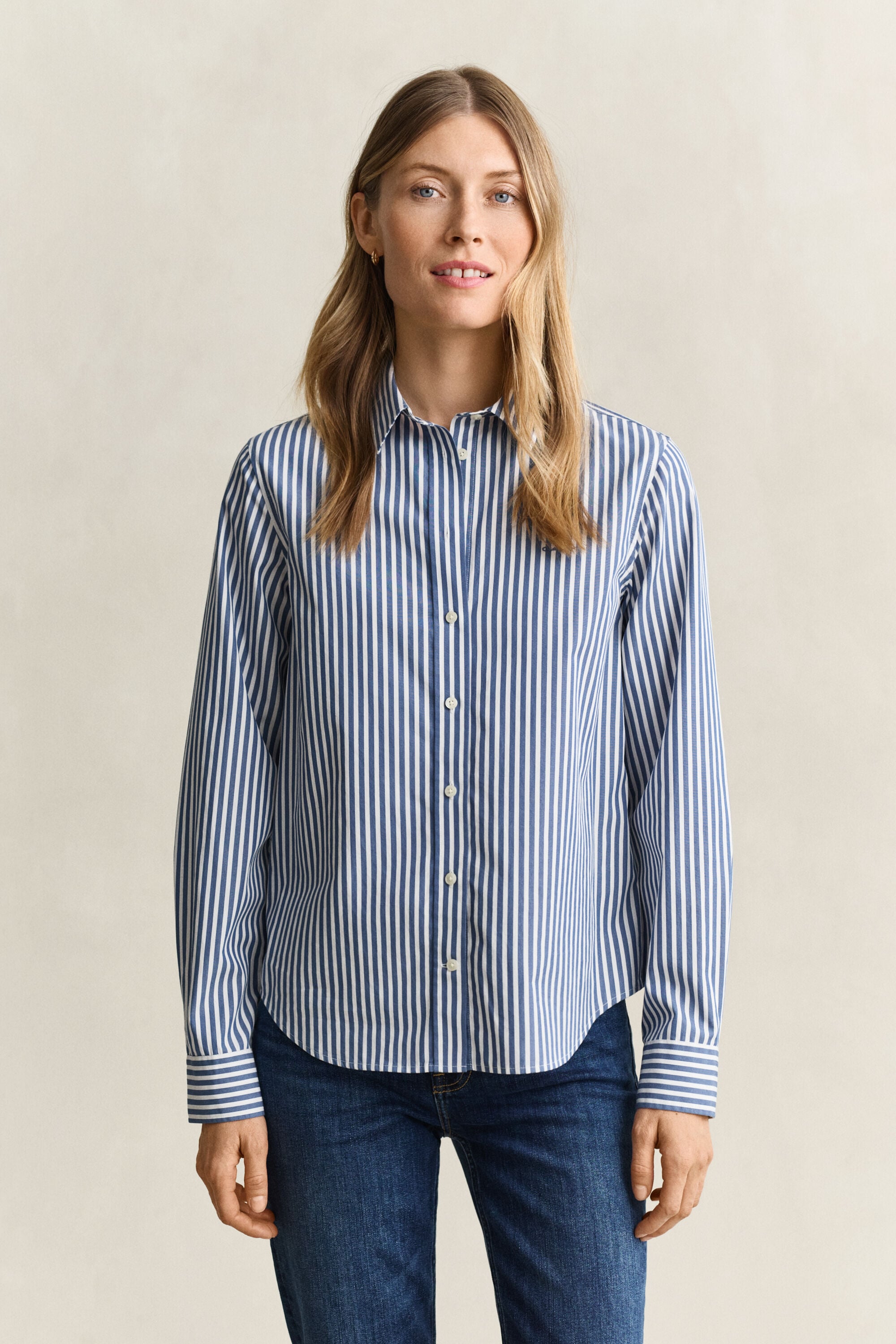 Chemise regular en popeline à rayures classique