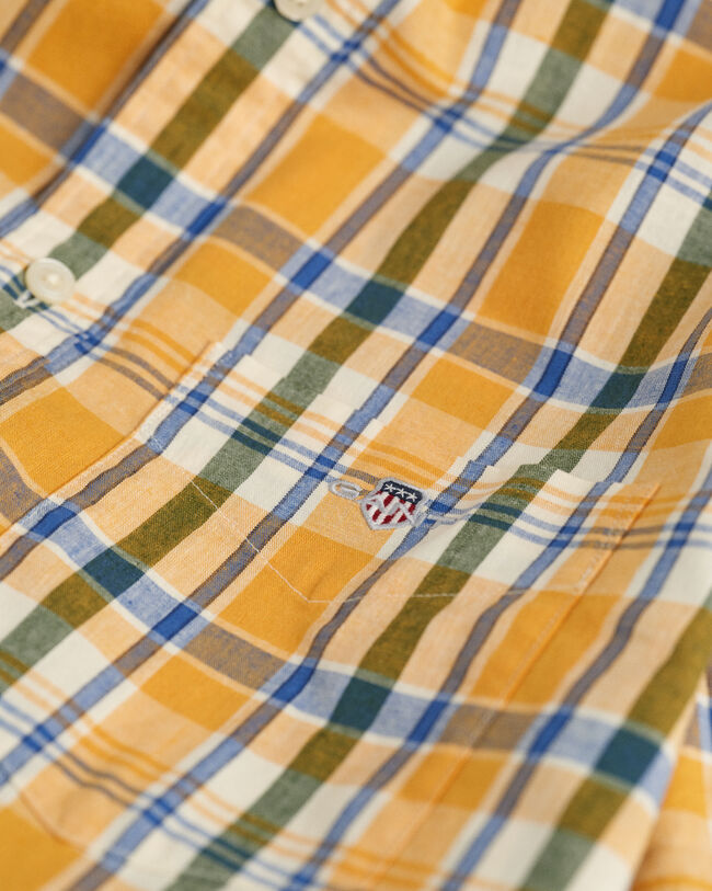 Chemise regular fit en coton et lin à carreaux et manches courtes